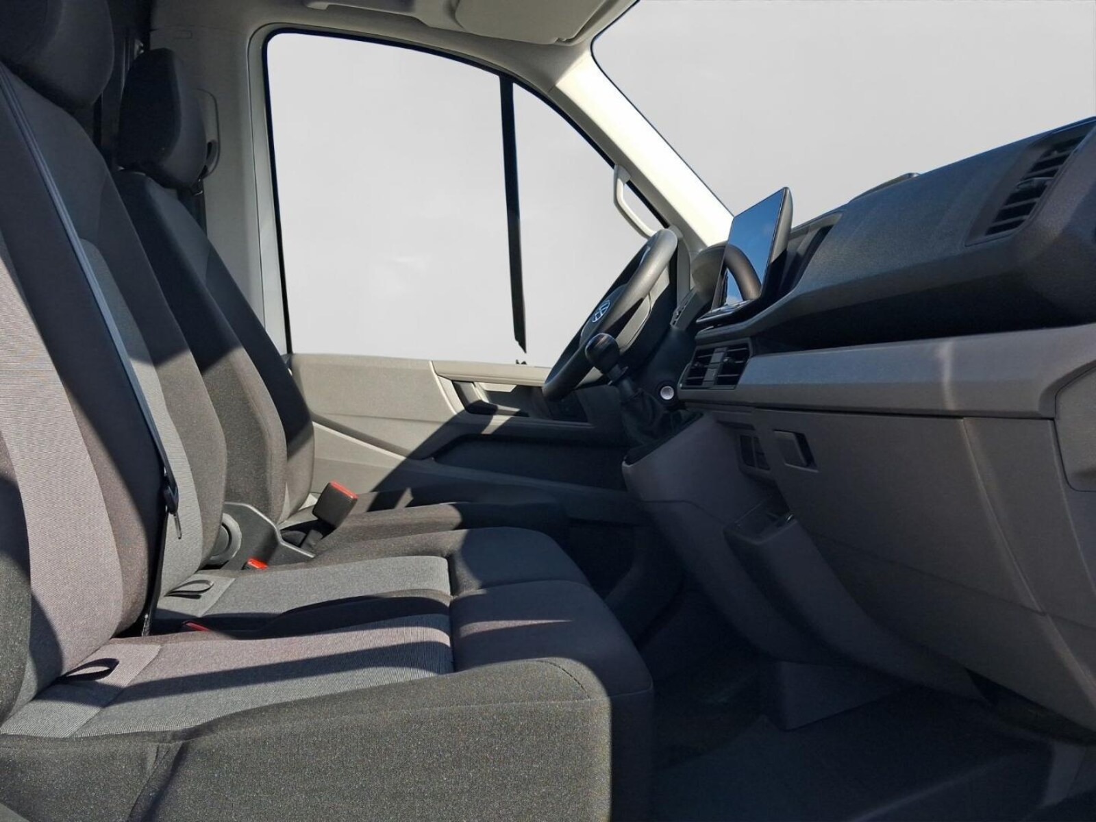 Volkswagen Crafter Kasten mittlerer Radstand – Bild 6