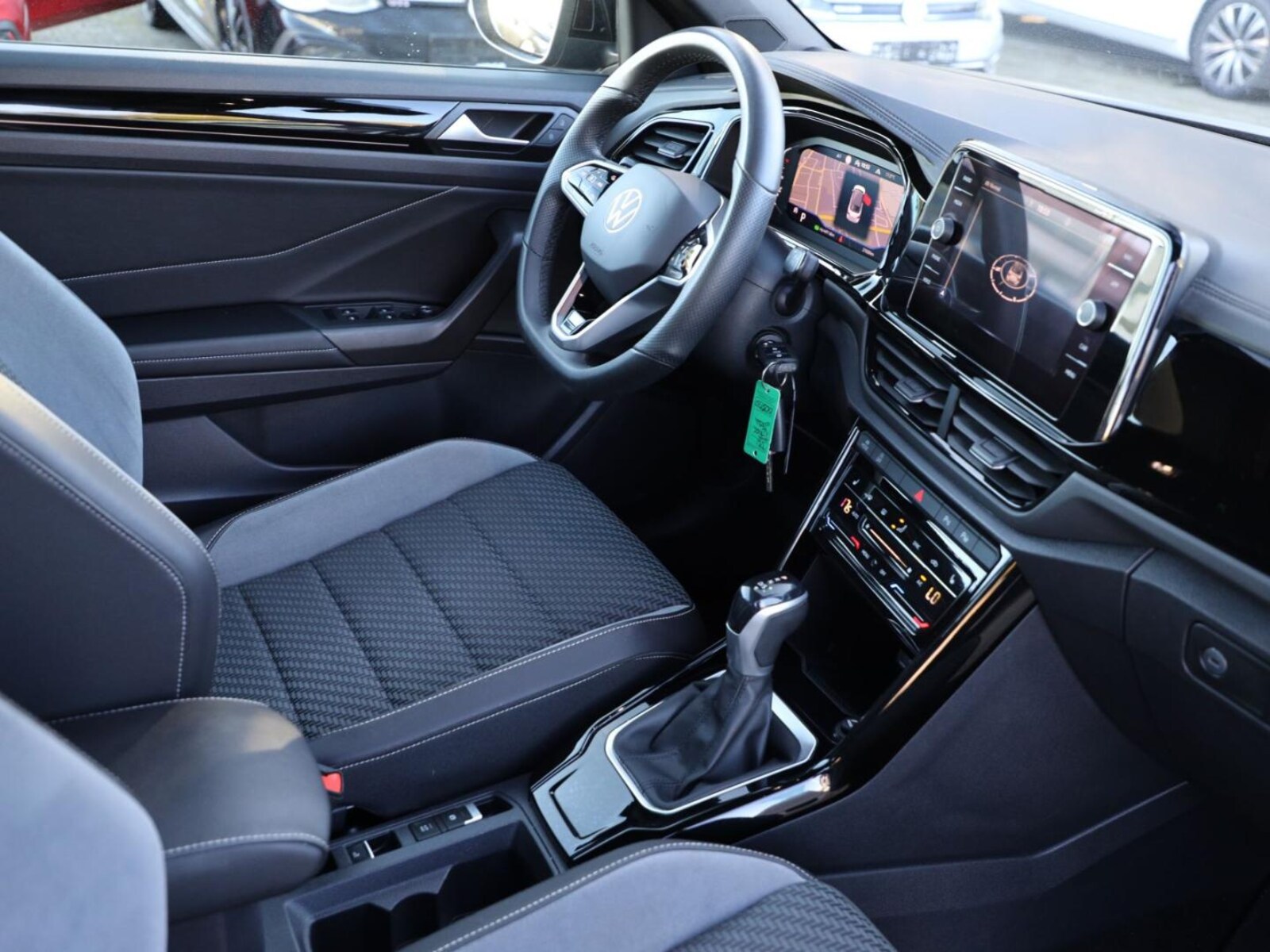 Volkswagen T-Roc Cabriolet – Bild 24