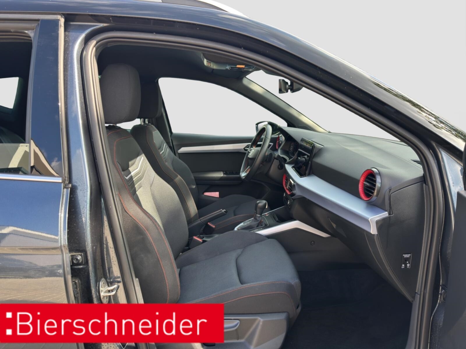 SEAT Arona – Bild 13