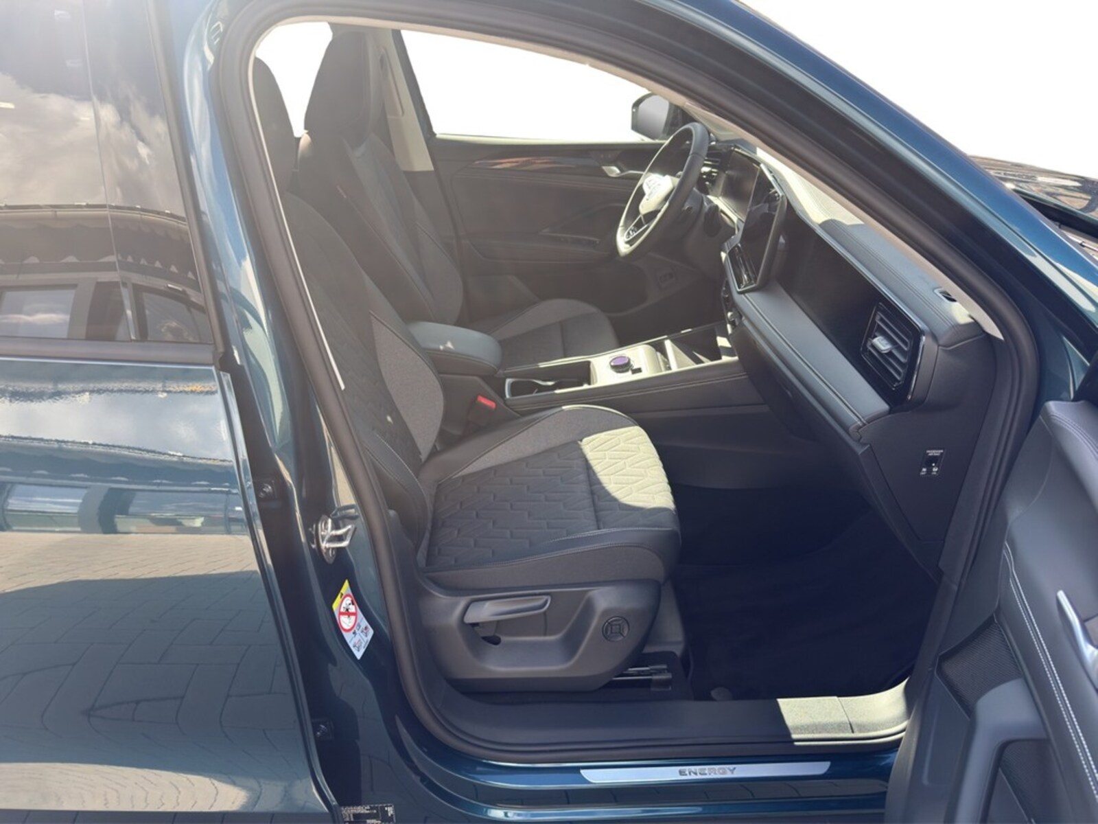 Volkswagen Tiguan – Bild 10