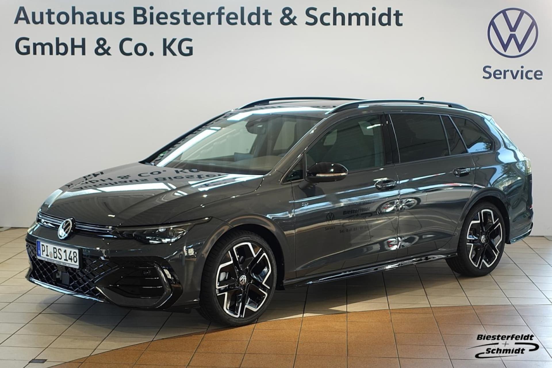 Volkswagen Golf Variant R-Line