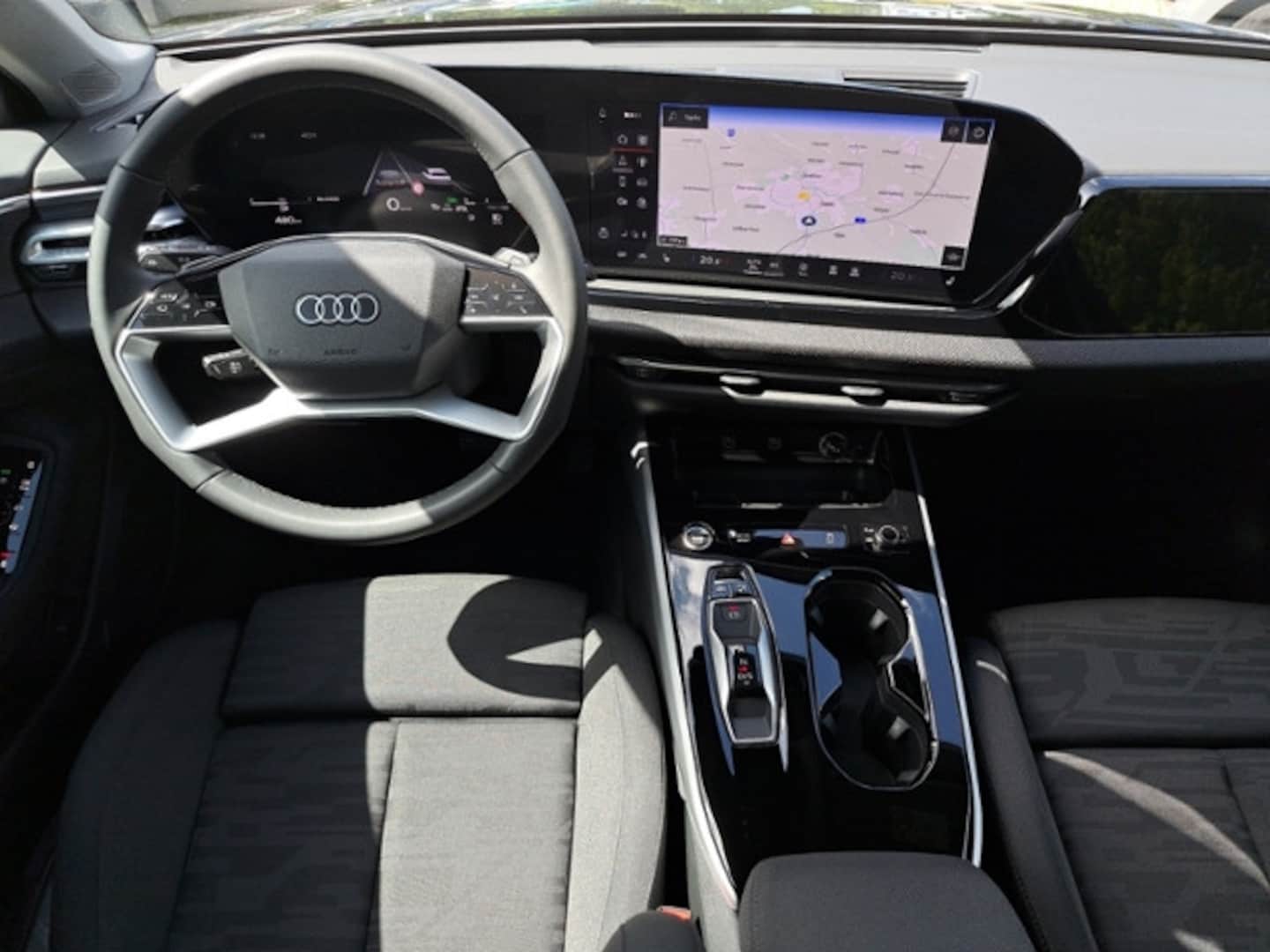 Bild über Audi A6 Avant TDI 150 kW S tronic - für weitere Informationen kontaktieren Sie den Audi Partner