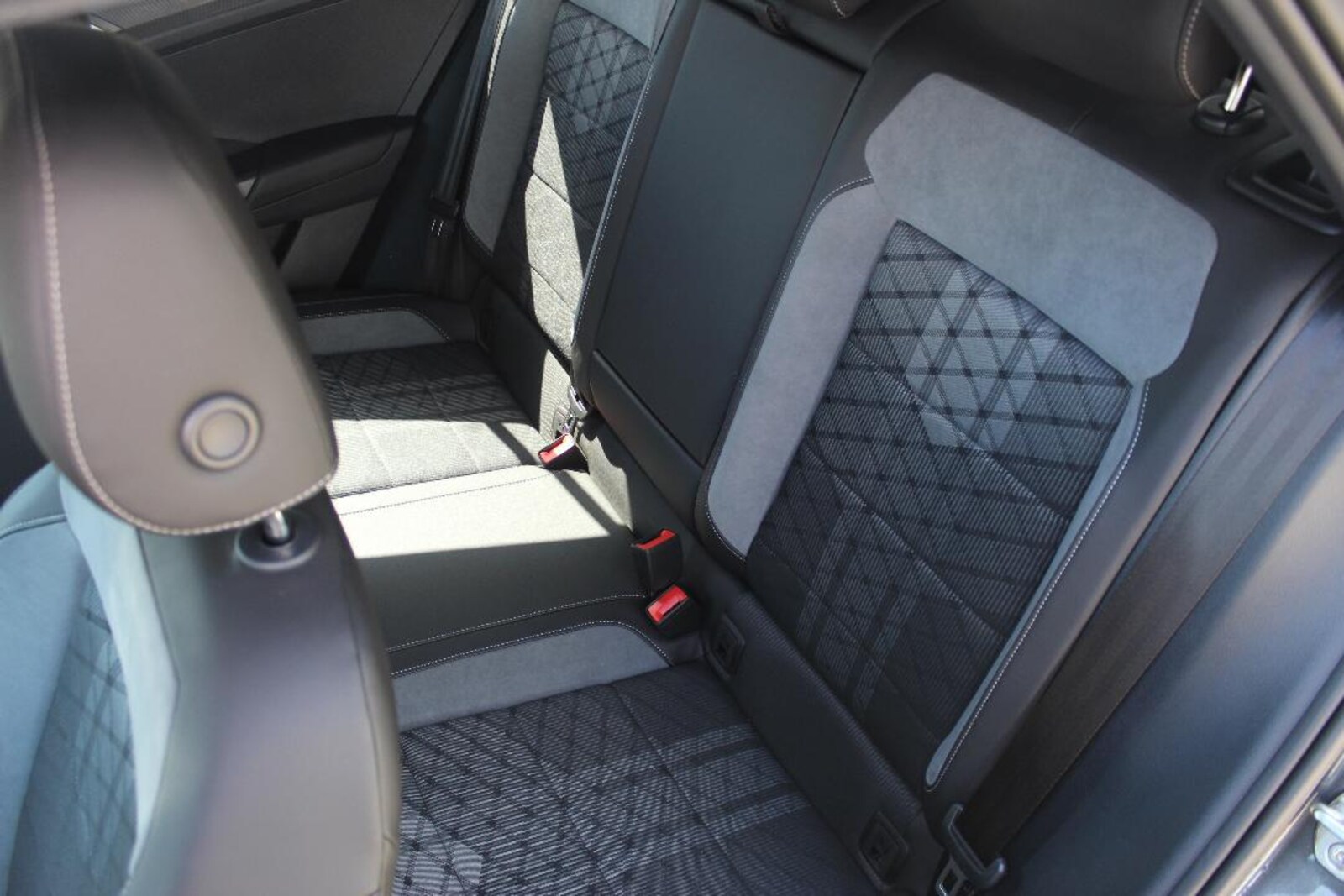 Volkswagen T-Roc – Bild 11