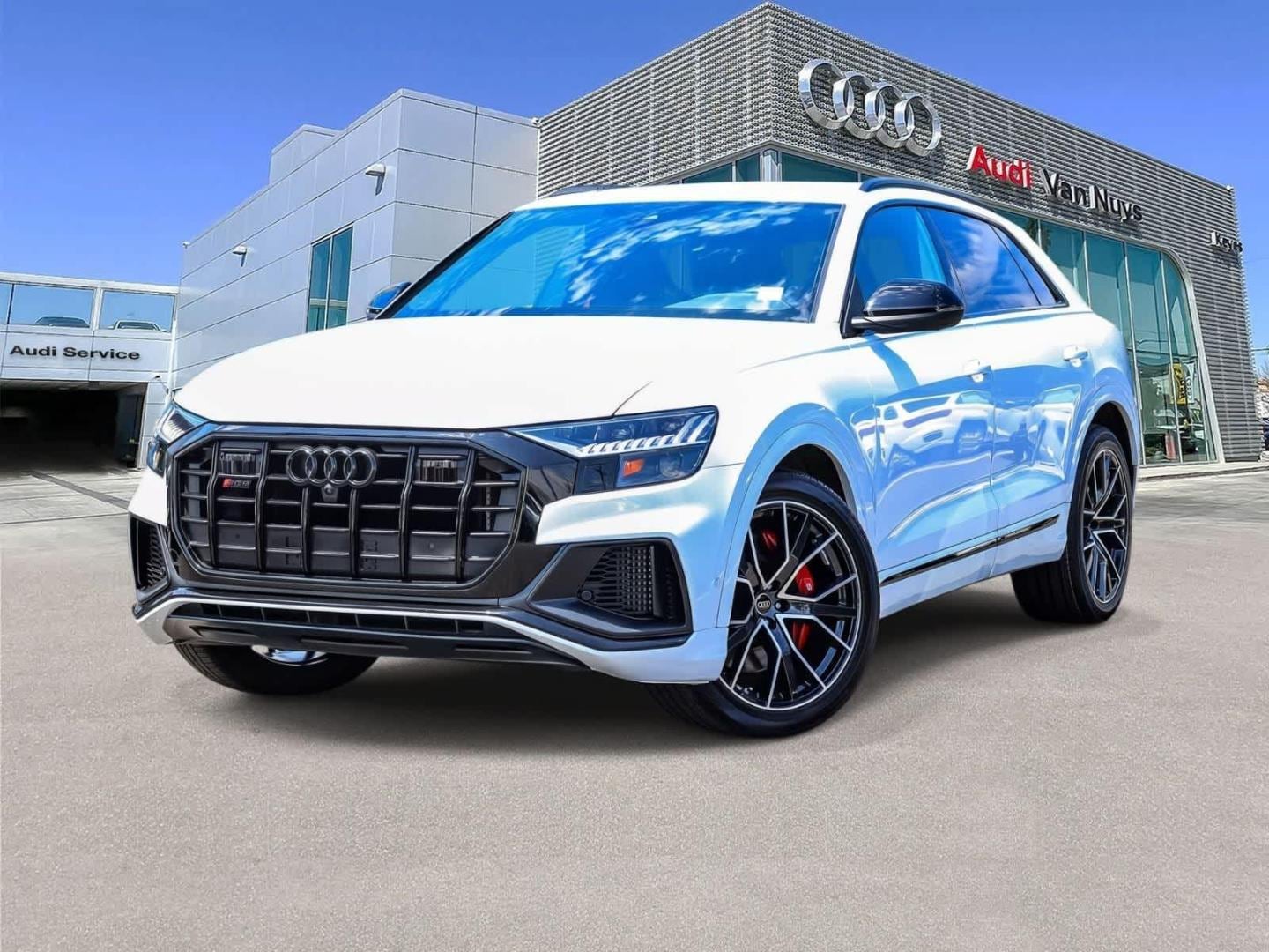 2023 Audi SQ8
