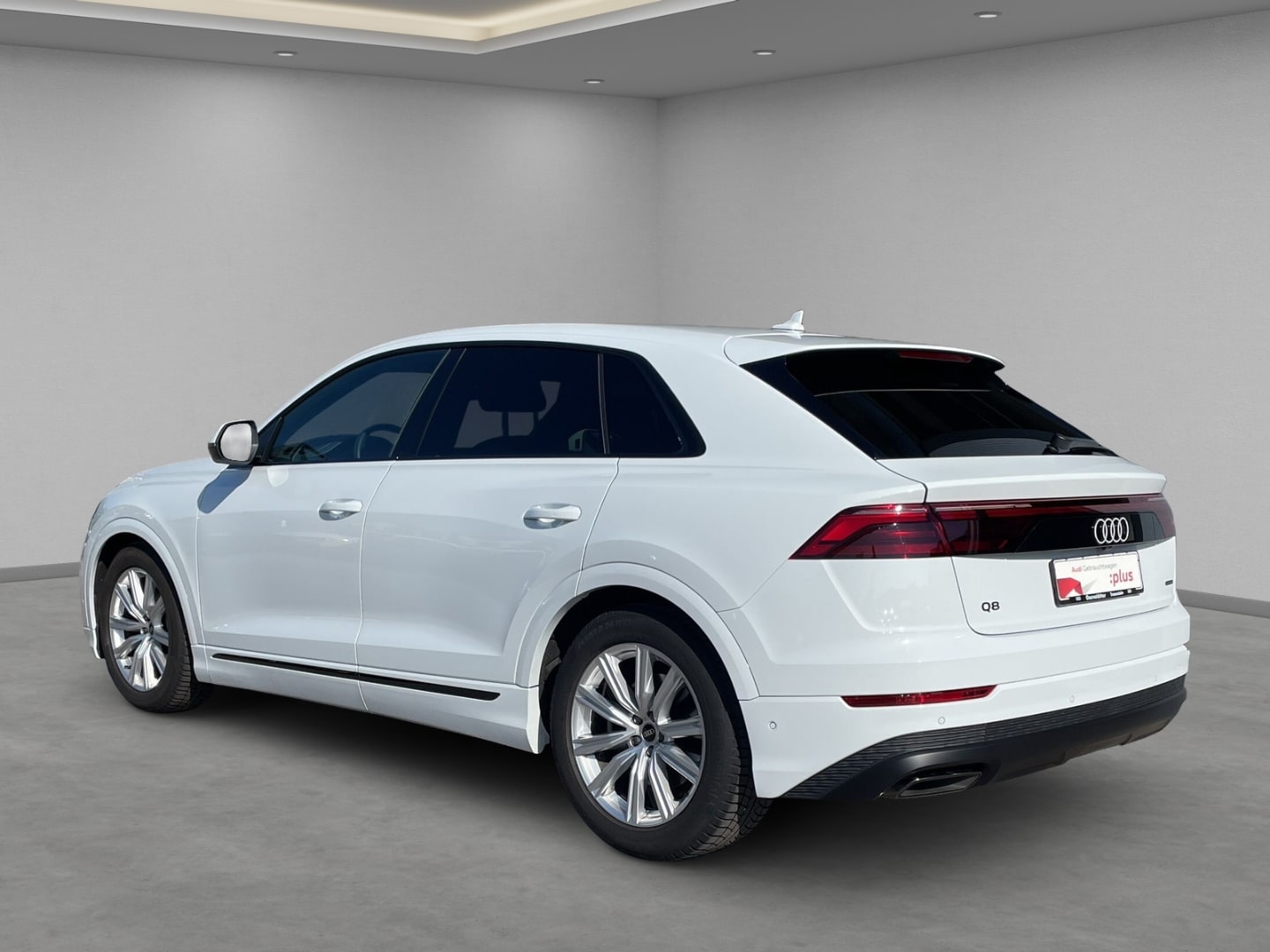 Bild über Audi Q8 SUV TDI quattro 210 kW tiptronic - für weitere Informationen kontaktieren Sie den Audi Partner