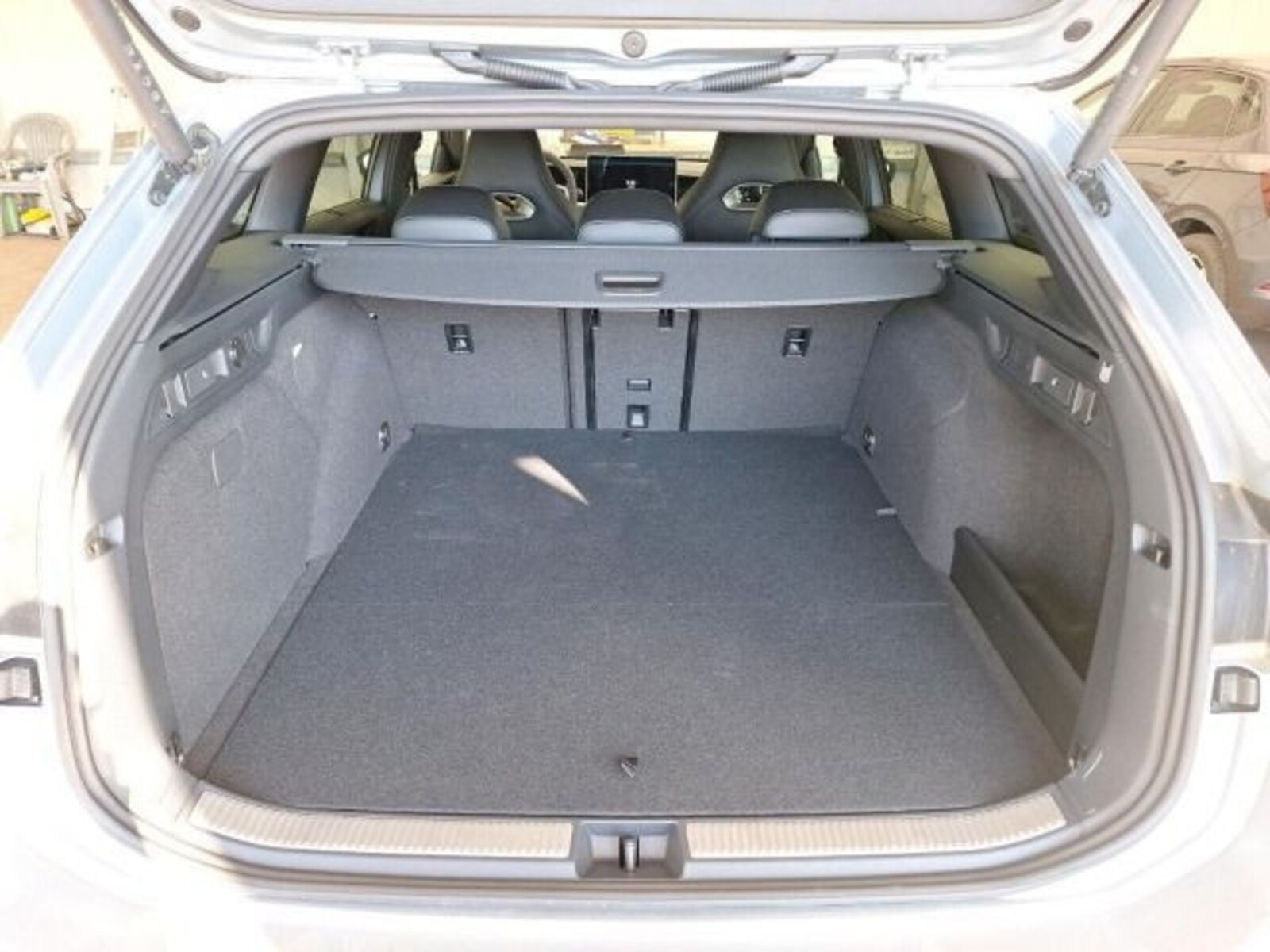 Volkswagen Passat – Bild 7
