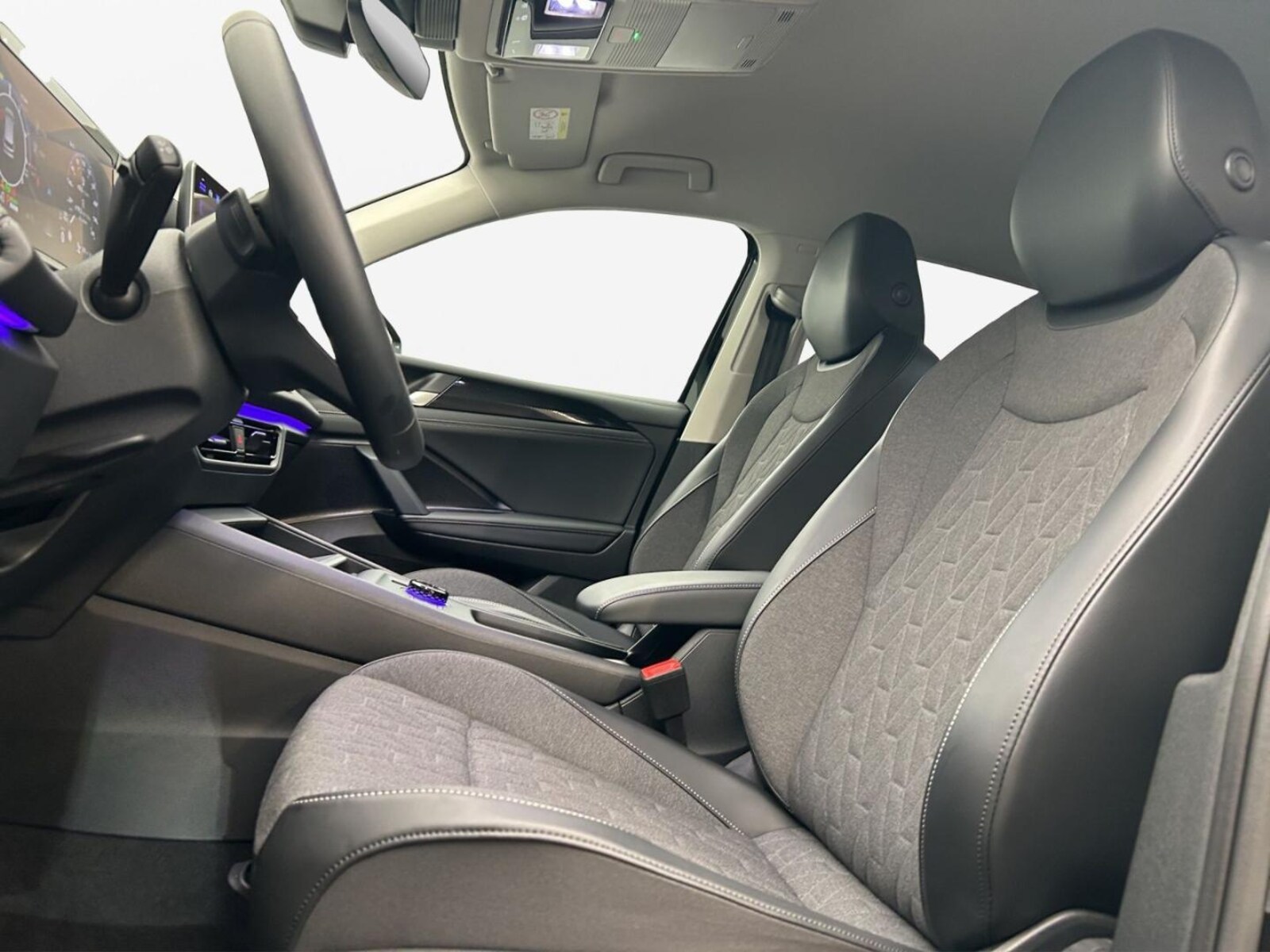 Volkswagen Tiguan – Bild 10