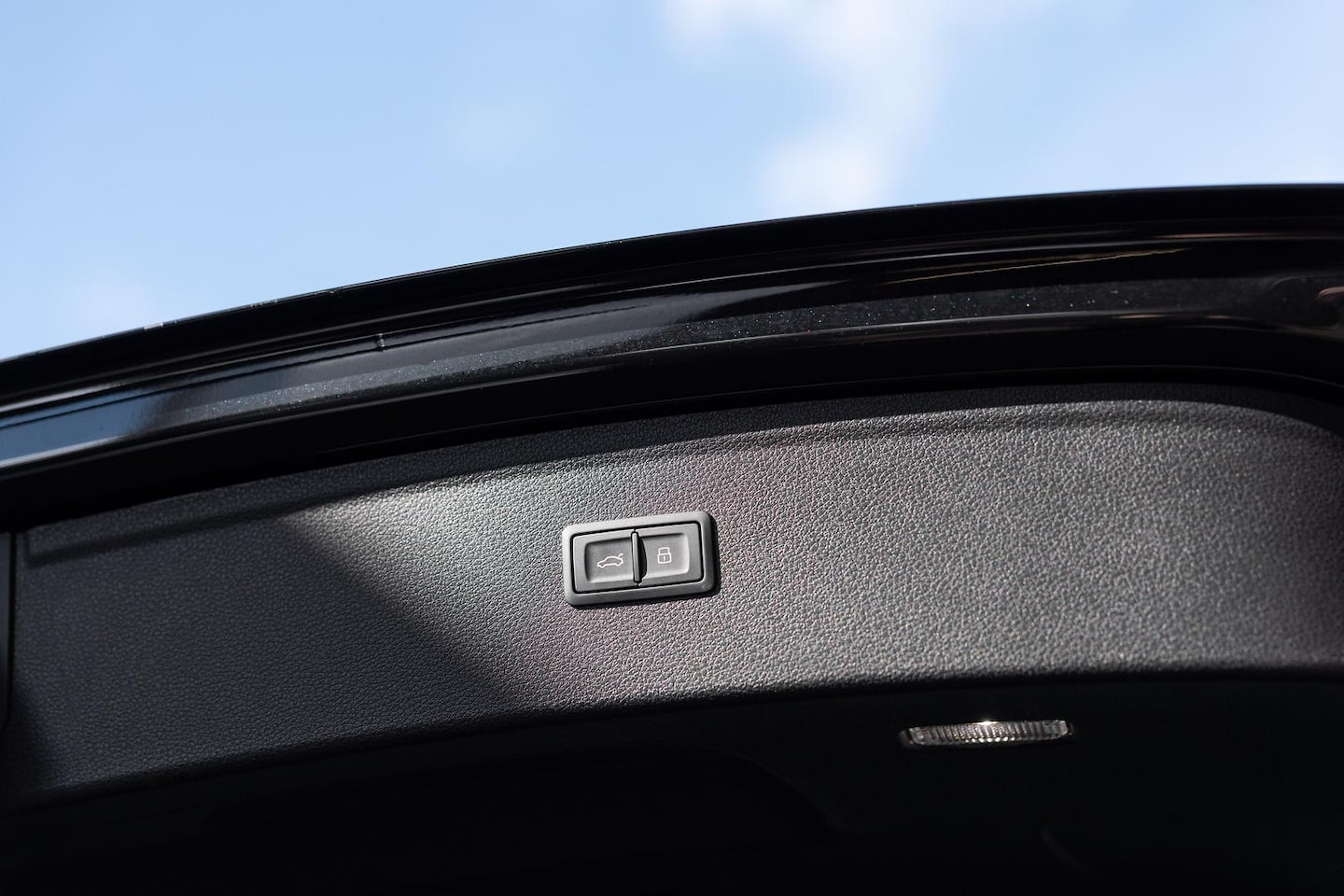 Image about Audi Q5 Sport 40 TDI quattro S tronic