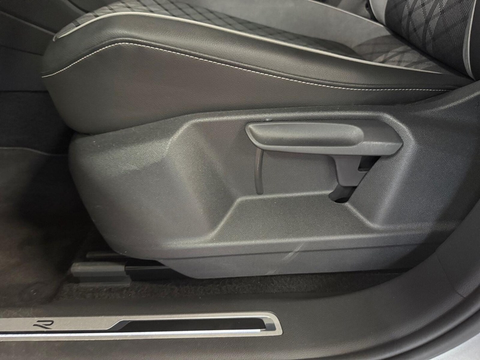 Volkswagen Tiguan – Bild 20