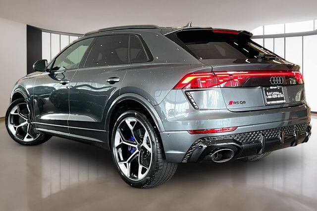 2026 Audi RS Q8 SUV performance