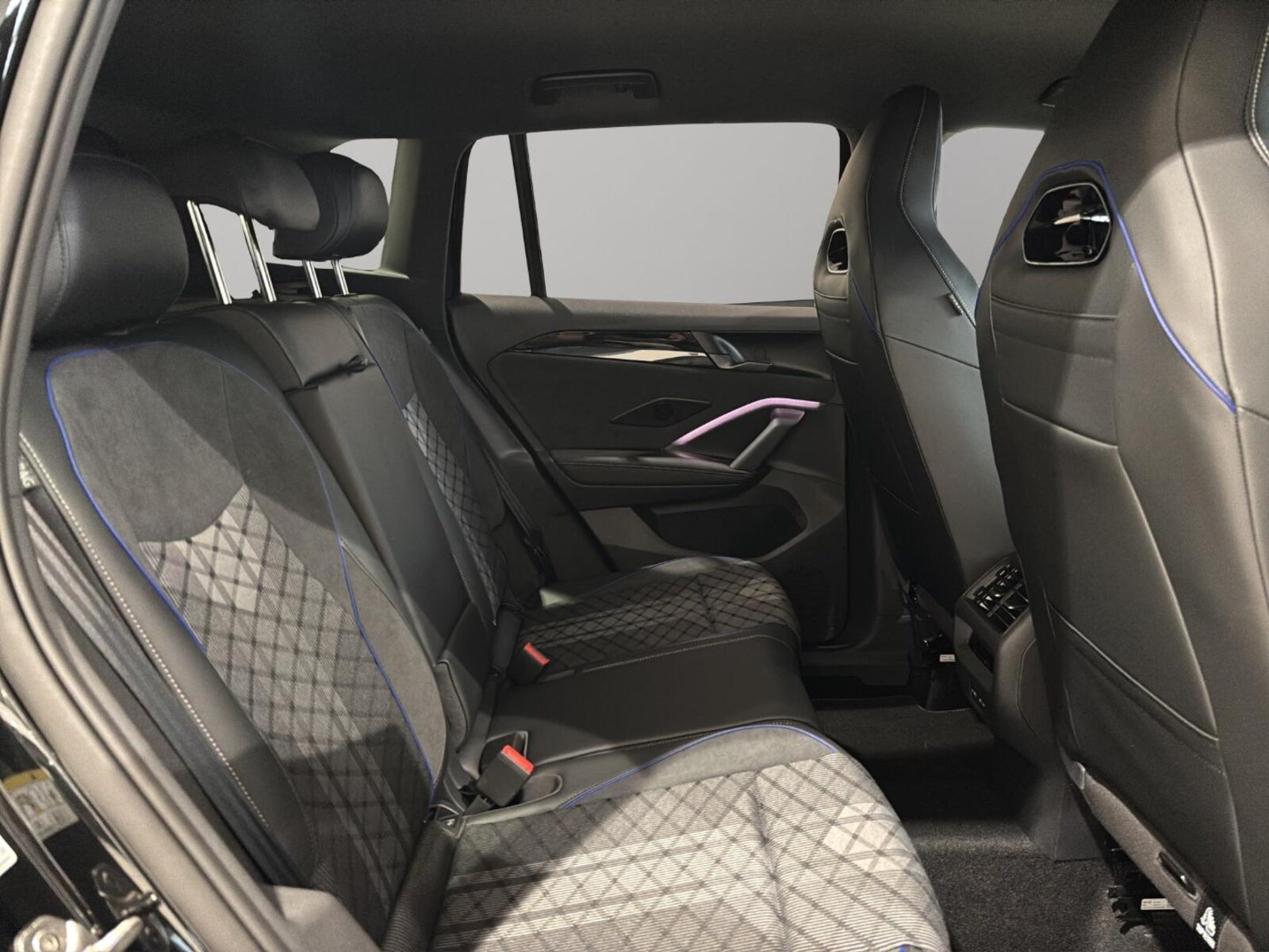 Volkswagen Tiguan – Bild 7