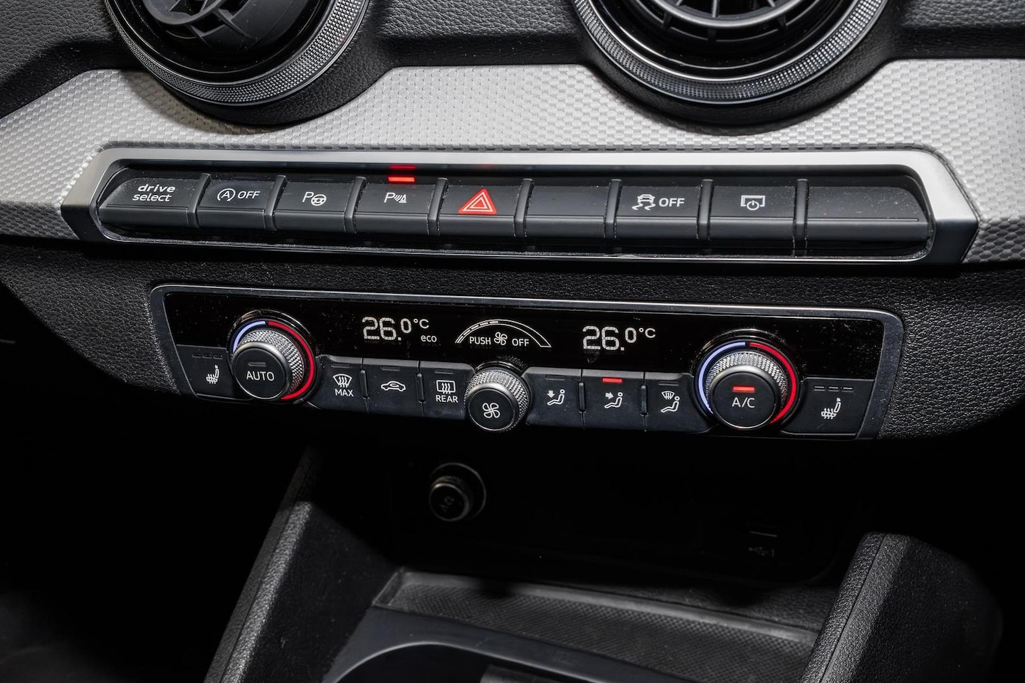 Image about Audi Q2 40 TFSI quattro S tronic