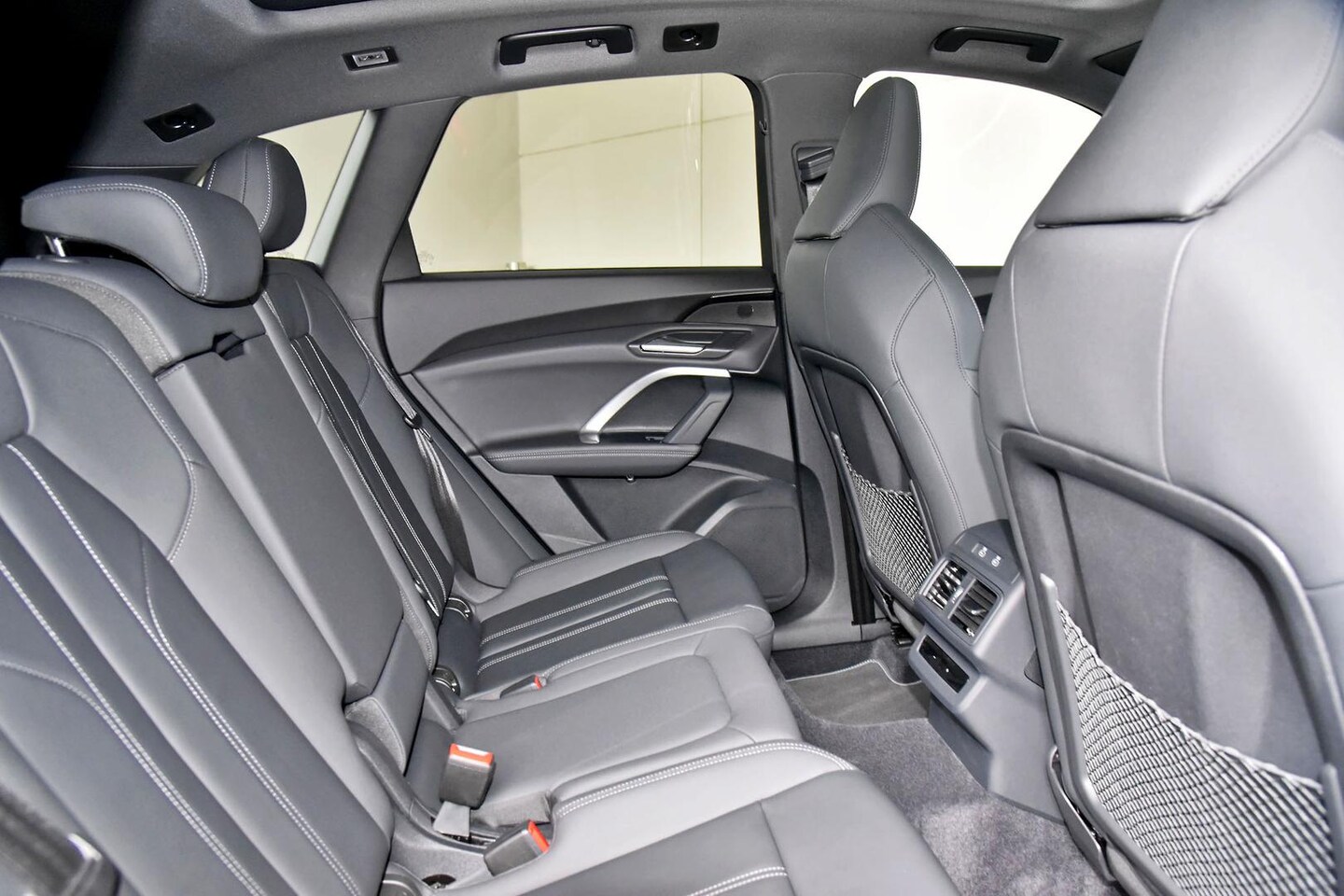 Image about Audi Q5 SUV e-hybrid quattro S tronic