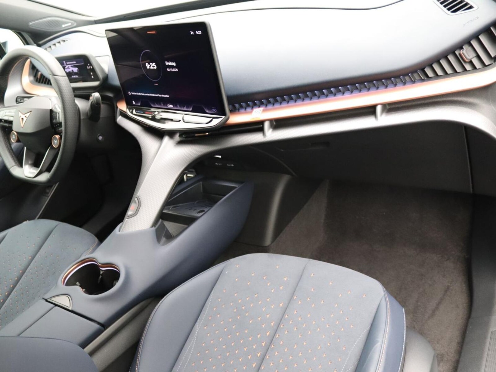 CUPRA Tavascan – Bild 8
