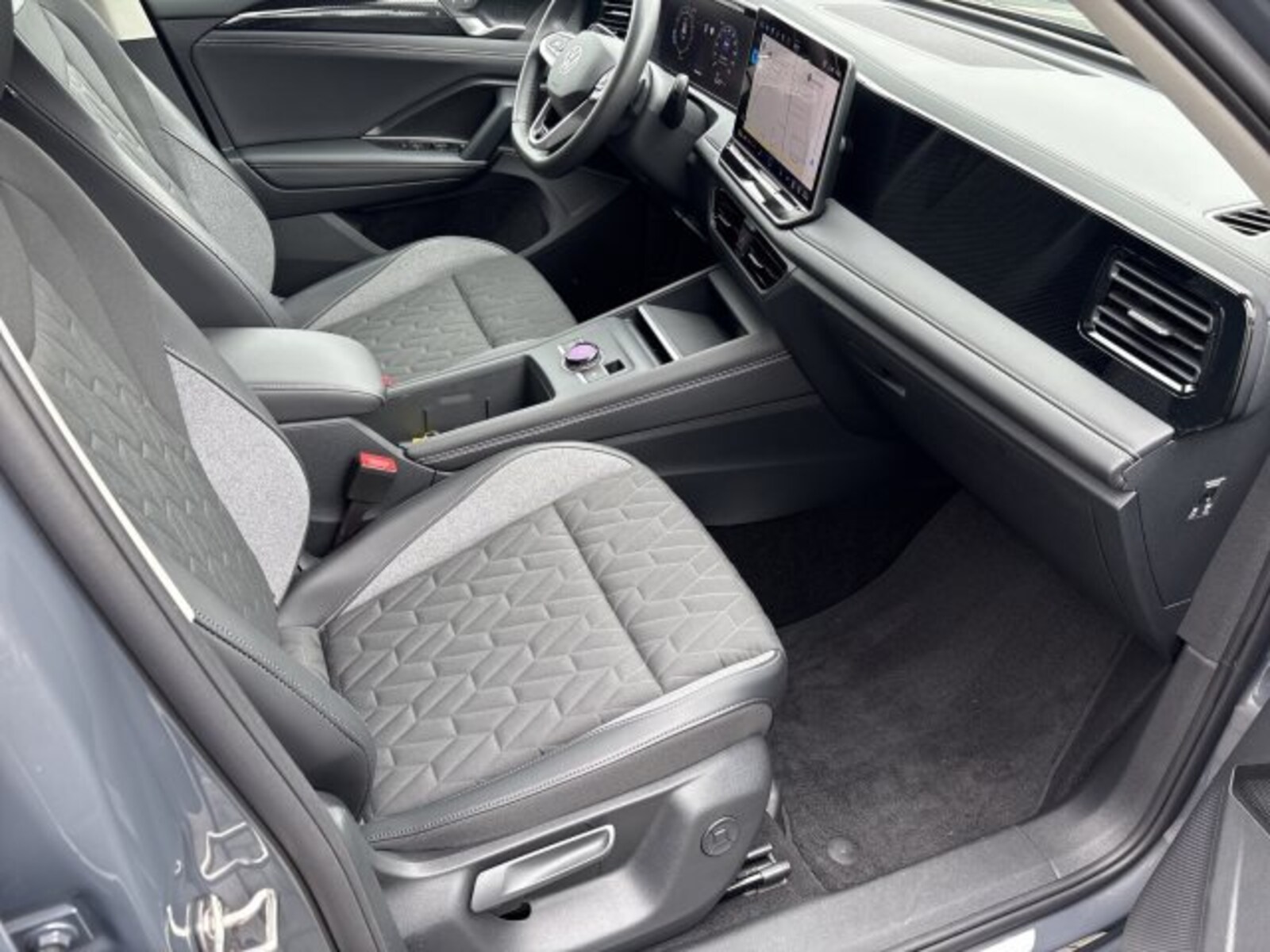 Volkswagen Tiguan – Bild 11
