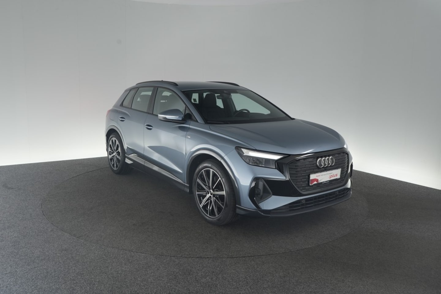 Bild über Audi Q4 e-tron 35 e-tron - für weitere Informationen kontaktieren Sie den Audi Partner