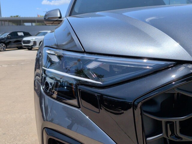 2026 Audi Q8