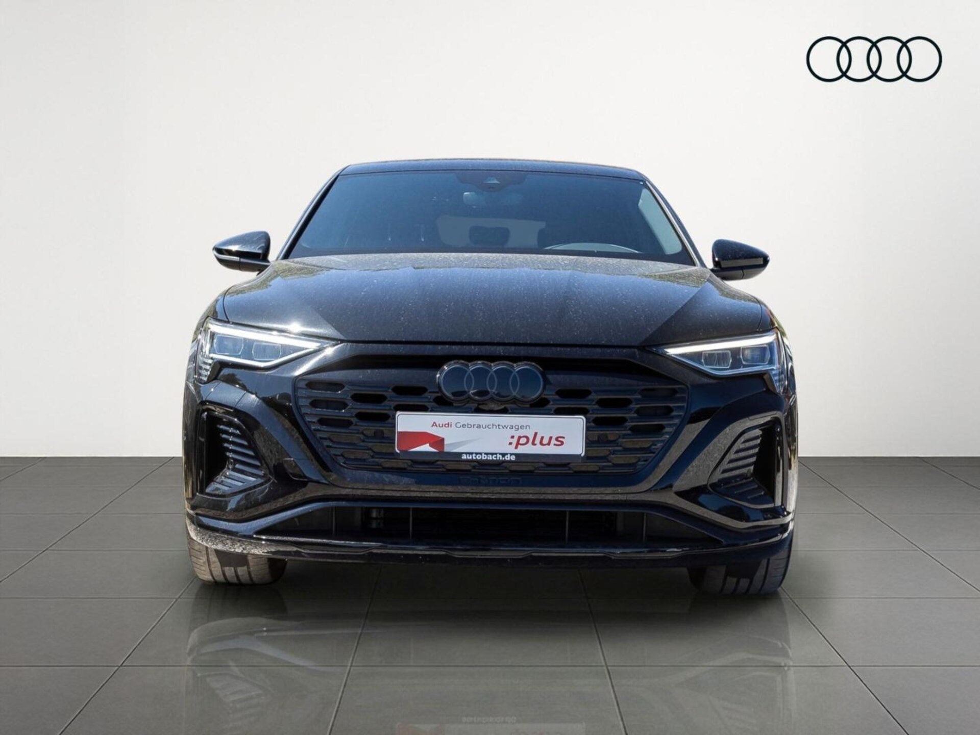 Audi Q8 e-tron S line