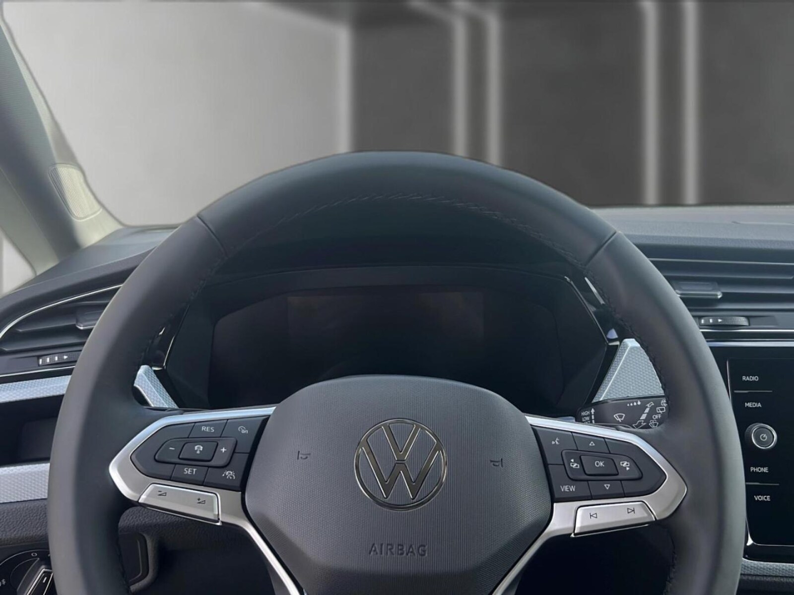 Volkswagen Touran – Bild 13