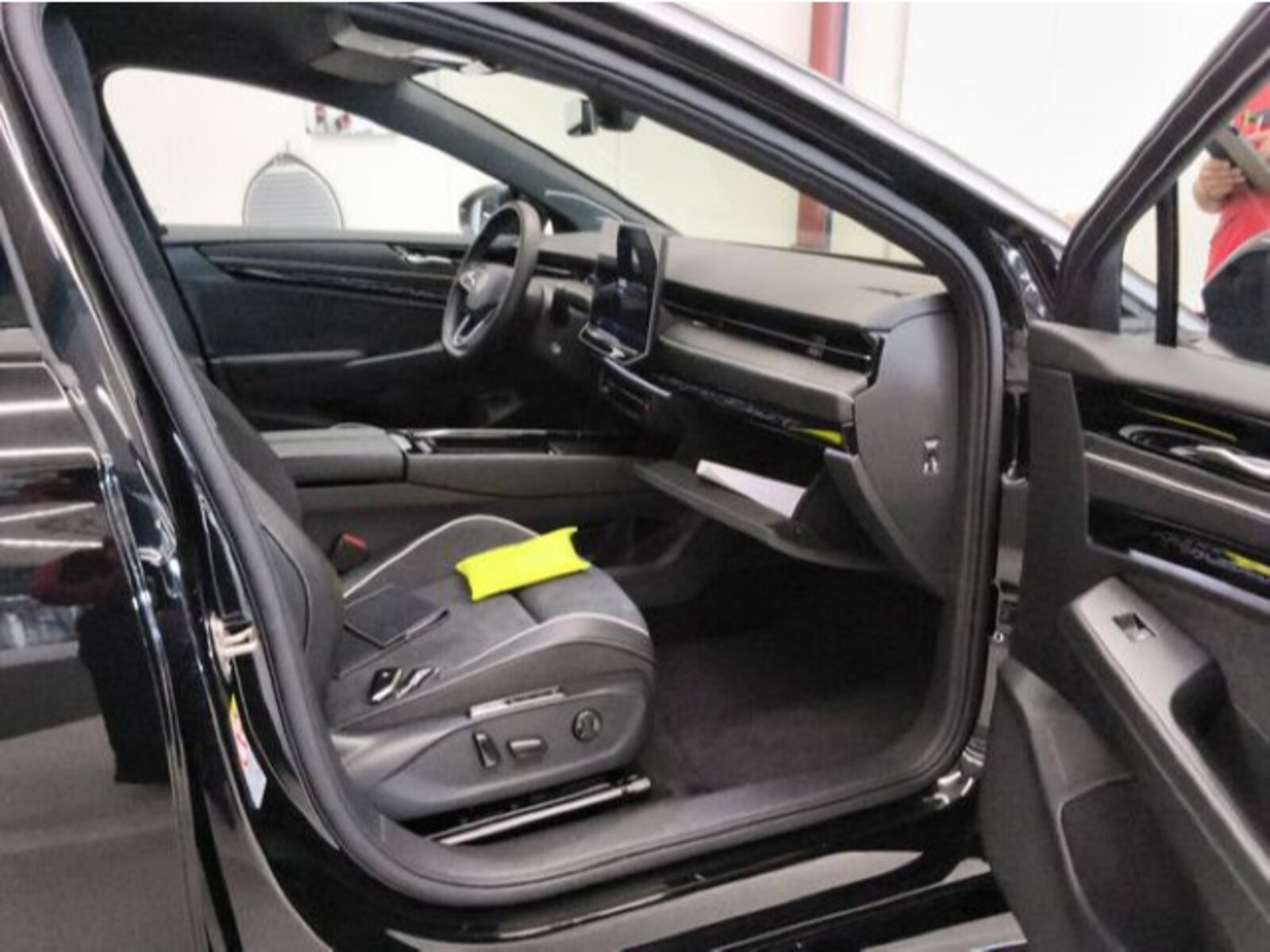 Volkswagen ID.7 Tourer – Bild 8