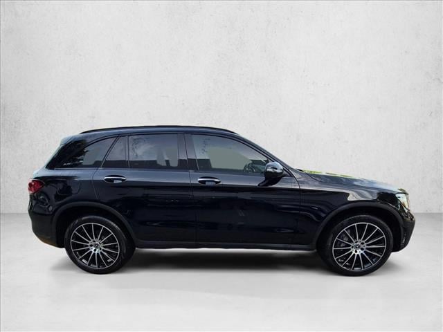2022 Mercedes-Benz GLC 300