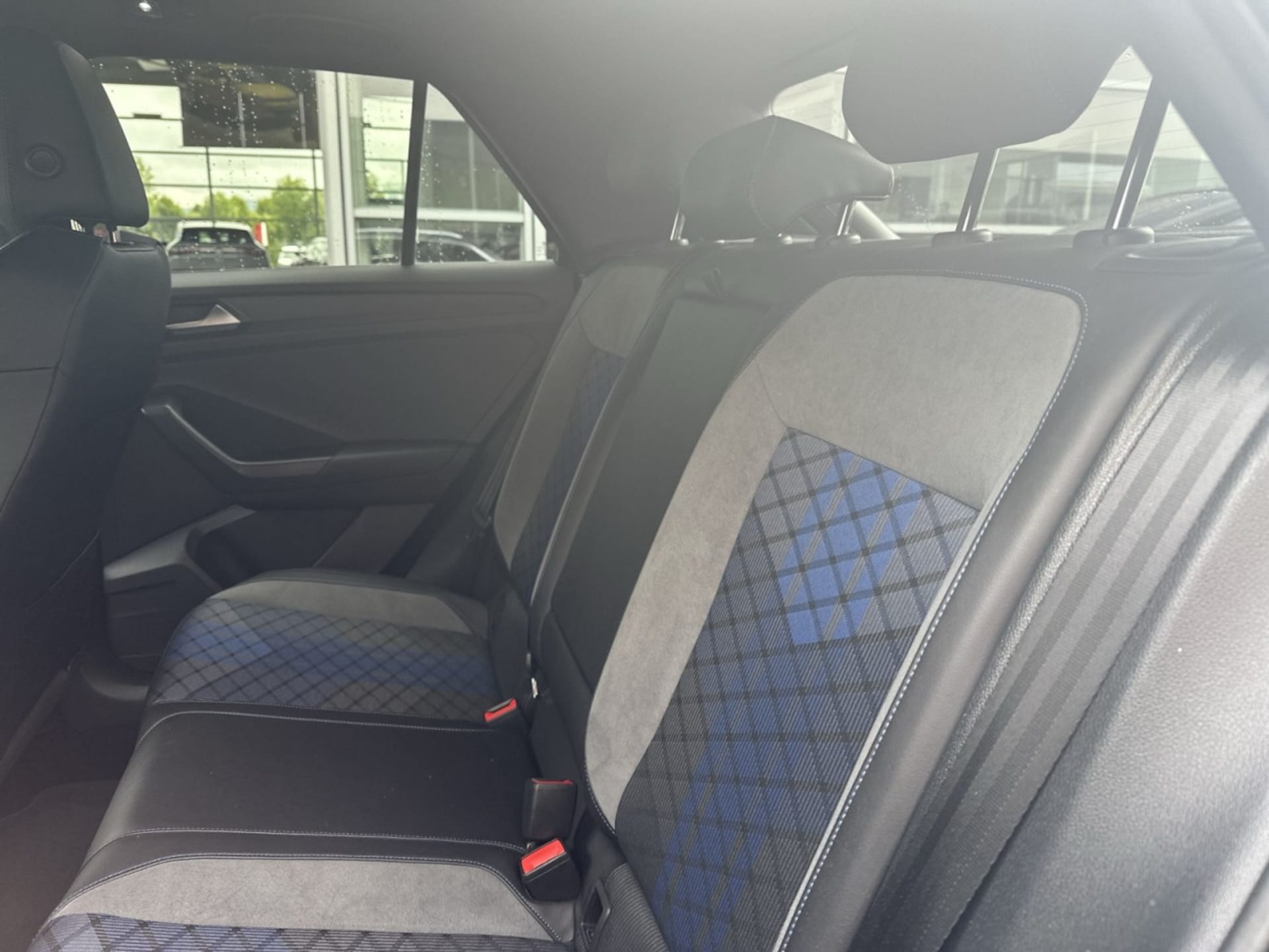 Volkswagen T-Roc R