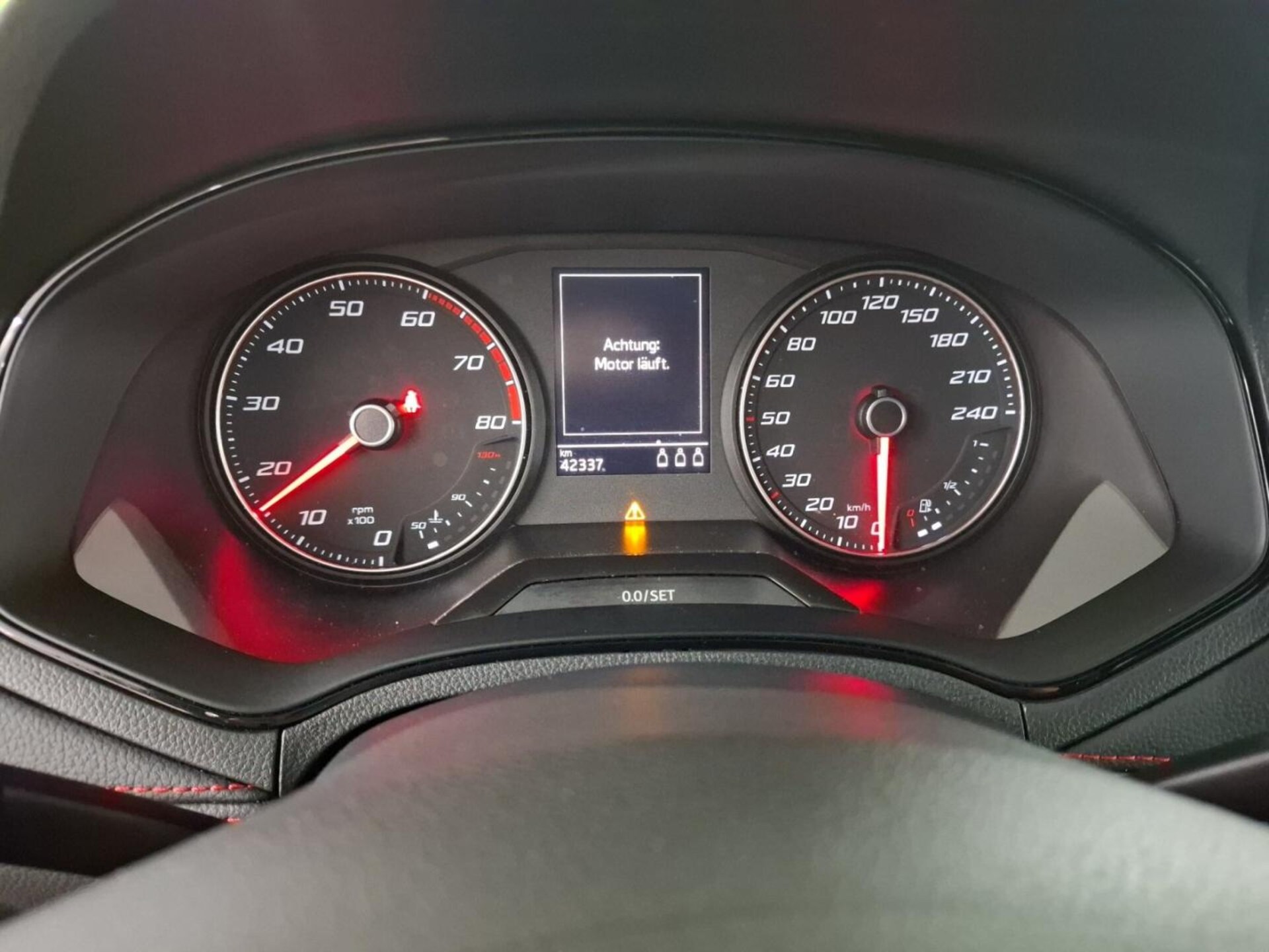 SEAT Arona FR