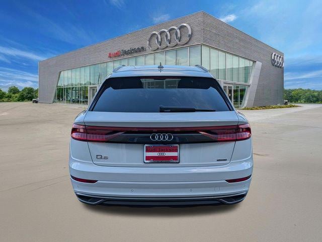 2022 Audi Q8