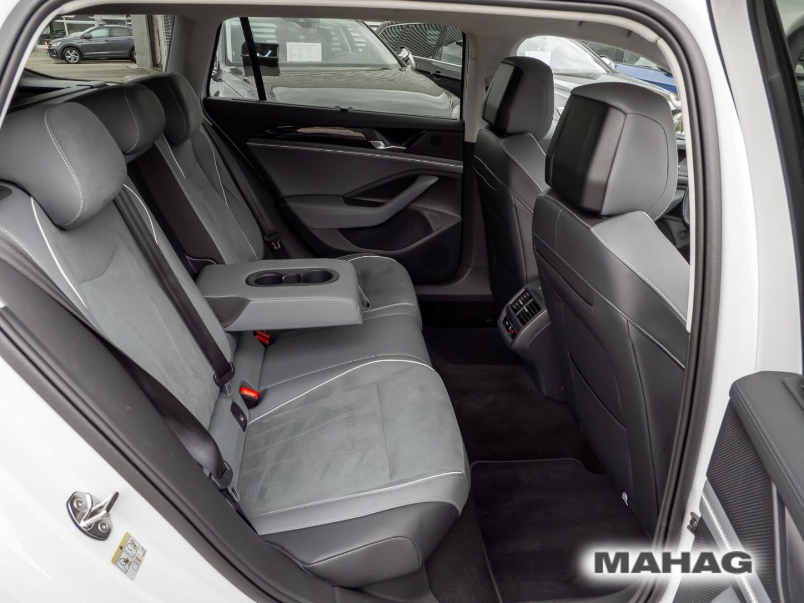 Volkswagen Passat – Bild 15
