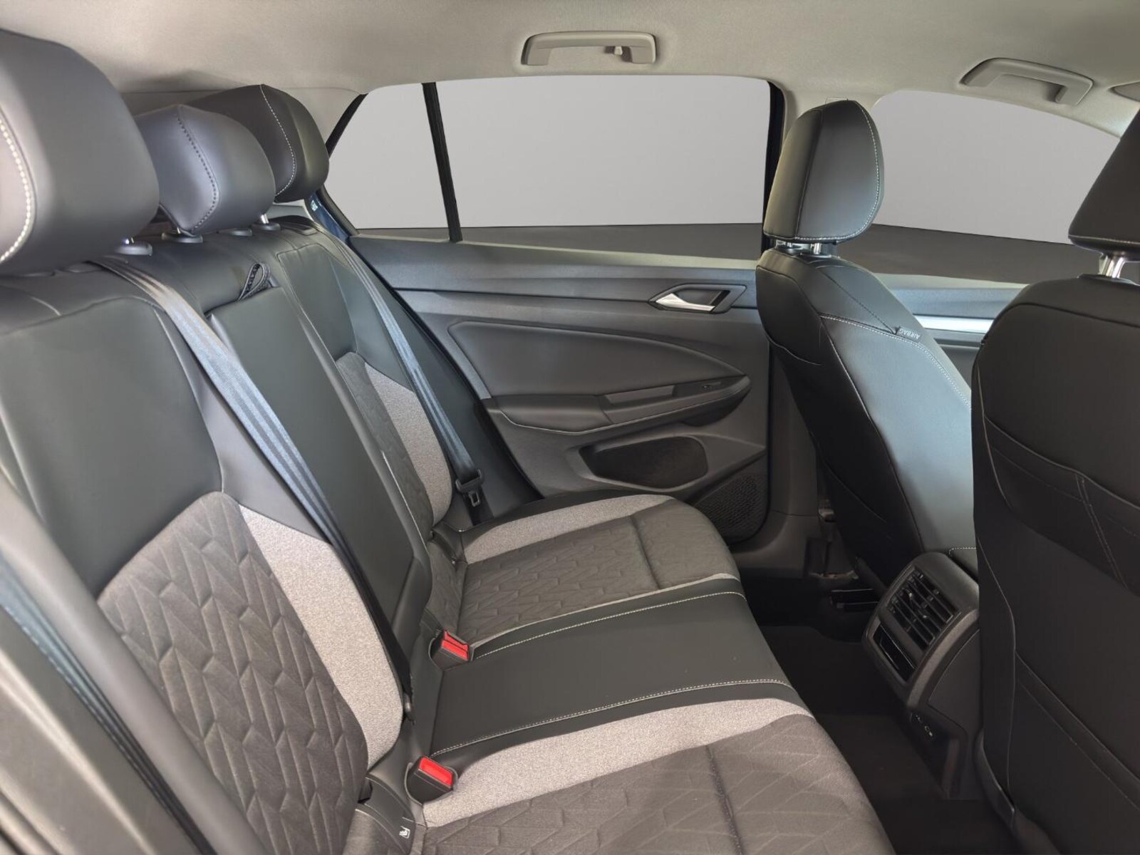 Volkswagen Golf – Bild 8