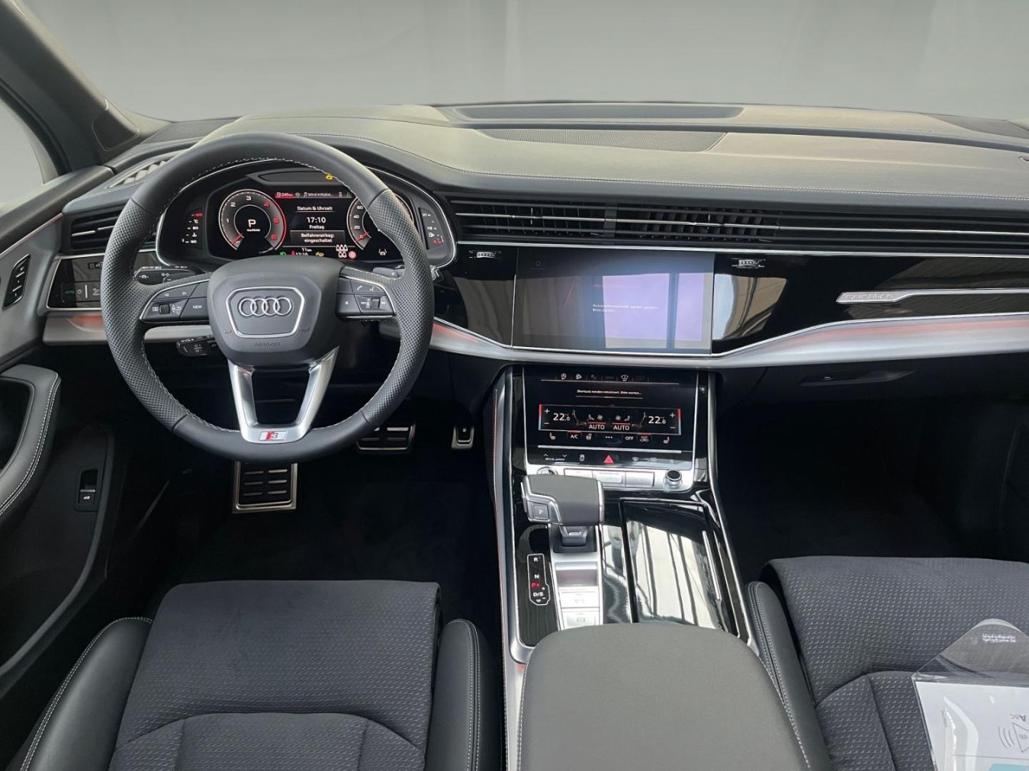 Image about Audi Q7 SUV S line 50 TDI quattro tiptronic