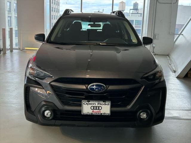 2025 Subaru Outback Base
