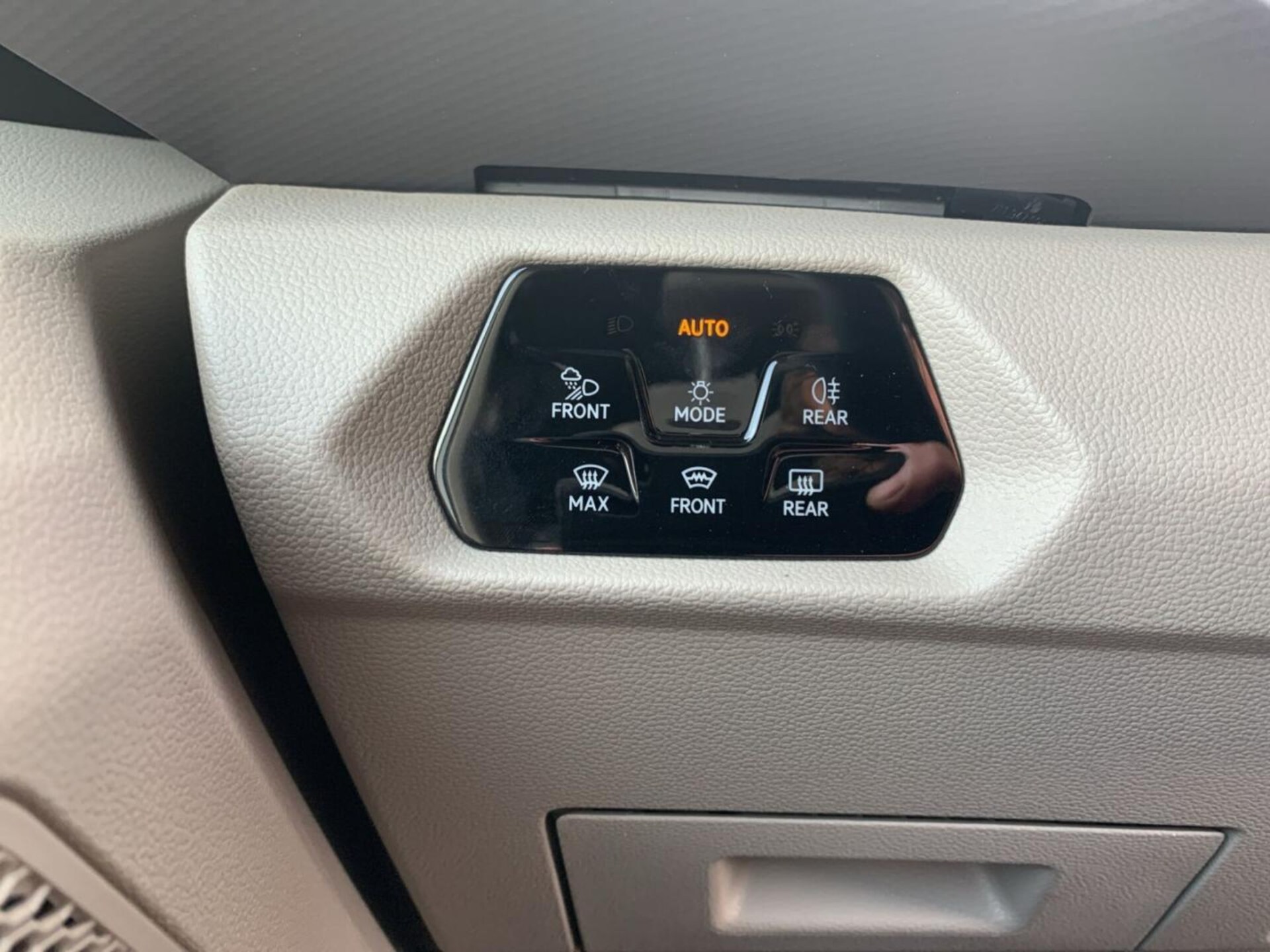 Volkswagen Multivan Life