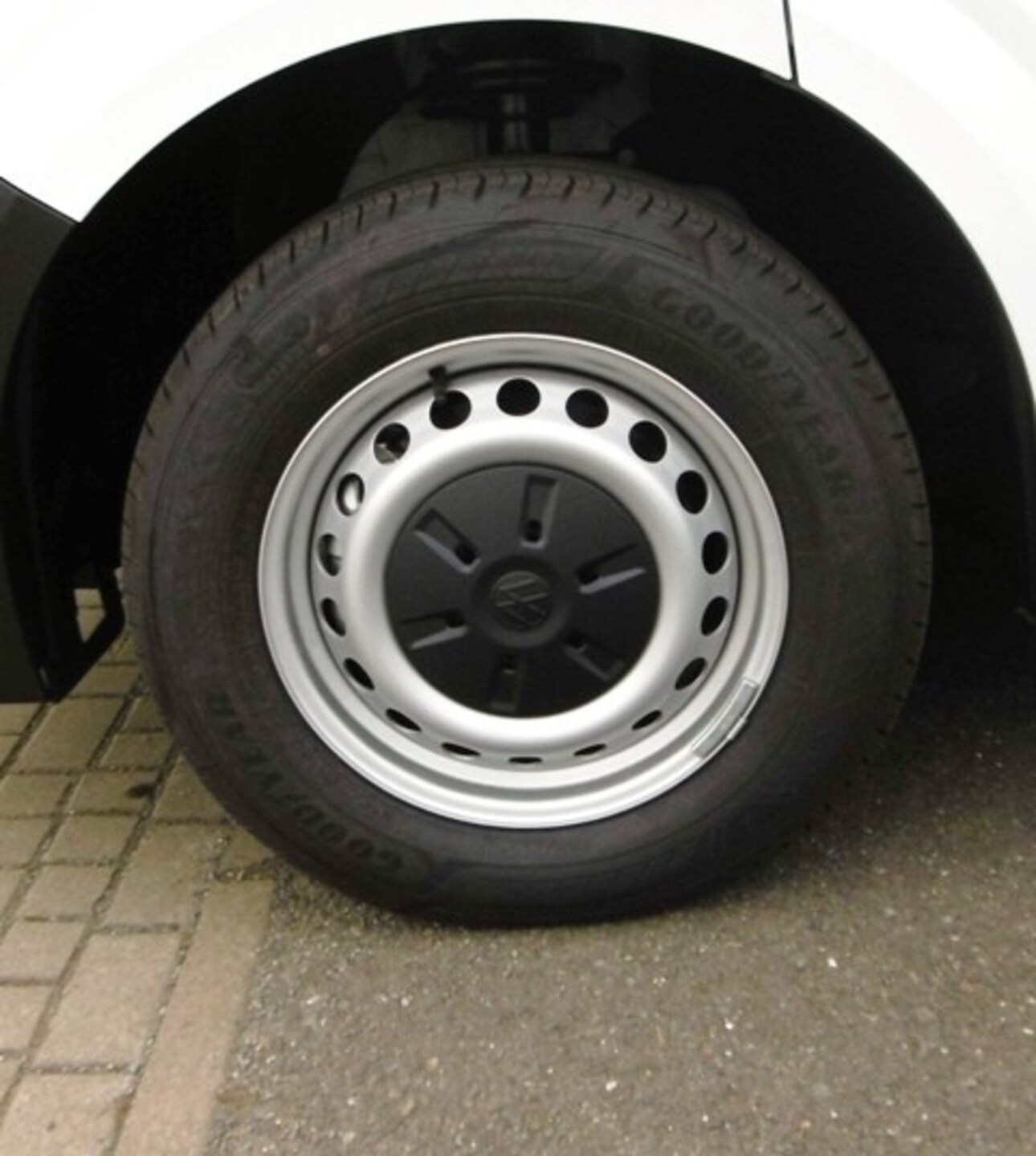 Volkswagen Transporter Kasten kurzer Radstand