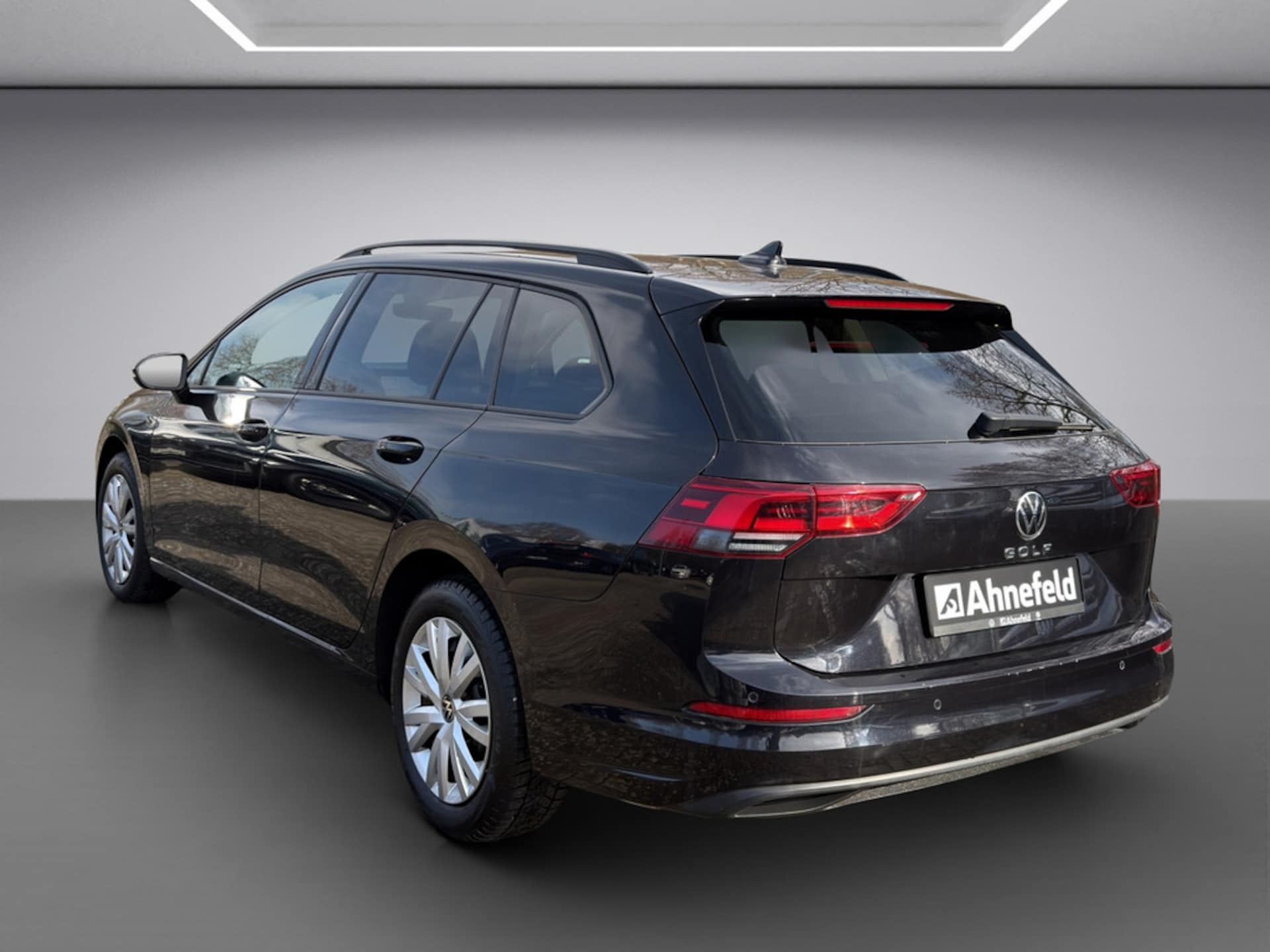 Volkswagen Golf Variant Life