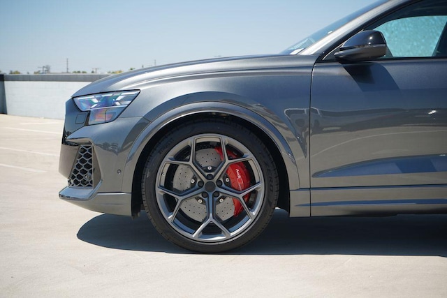 2026 Audi RS Q8 SUV performance