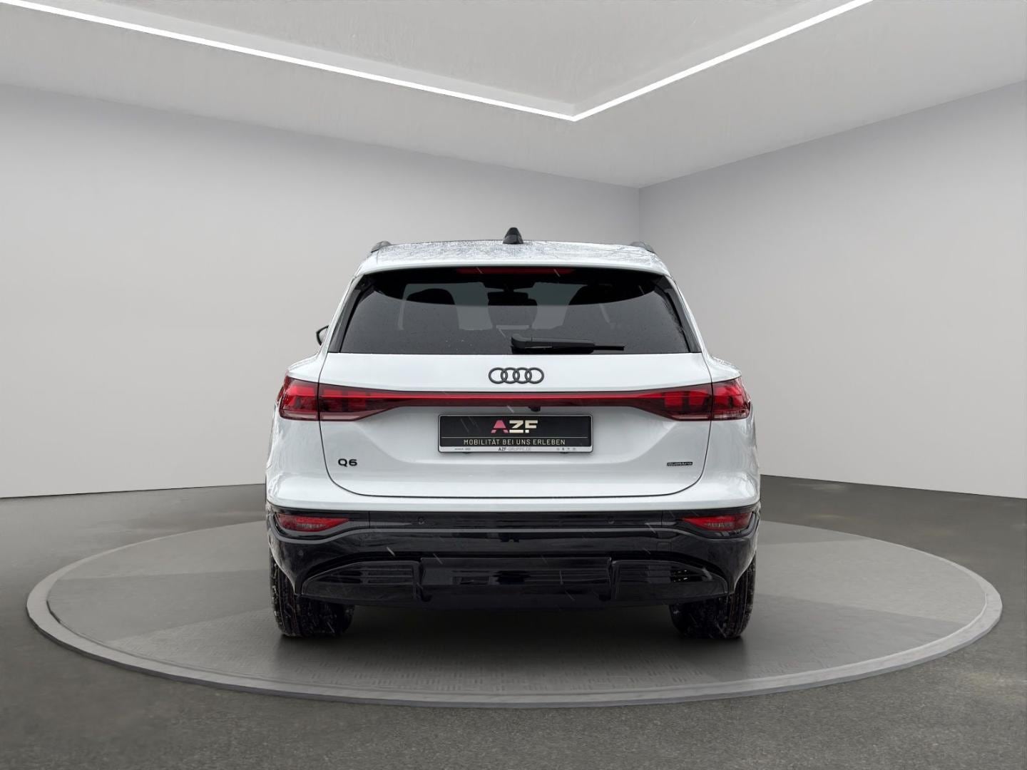 Bild über Audi Q6 SUV e-tron e-tron quattro - für weitere Informationen kontaktieren Sie den Audi Partner