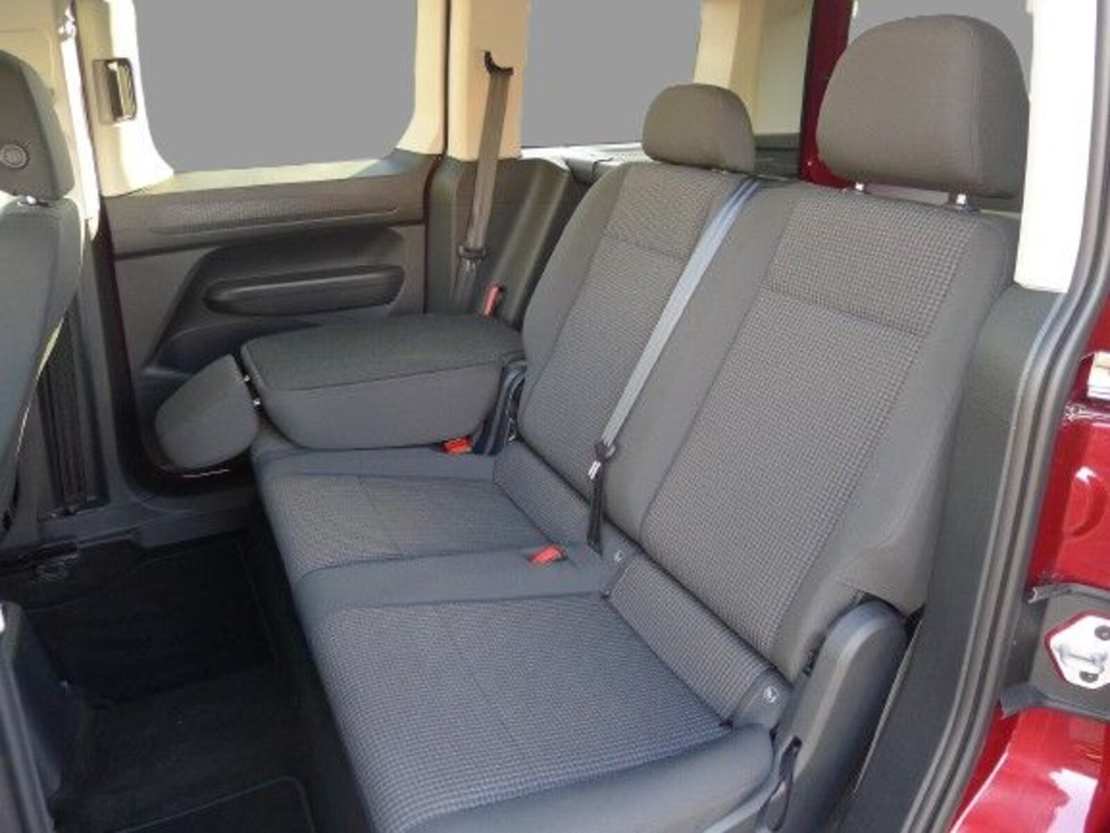 Volkswagen Caddy – Bild 10