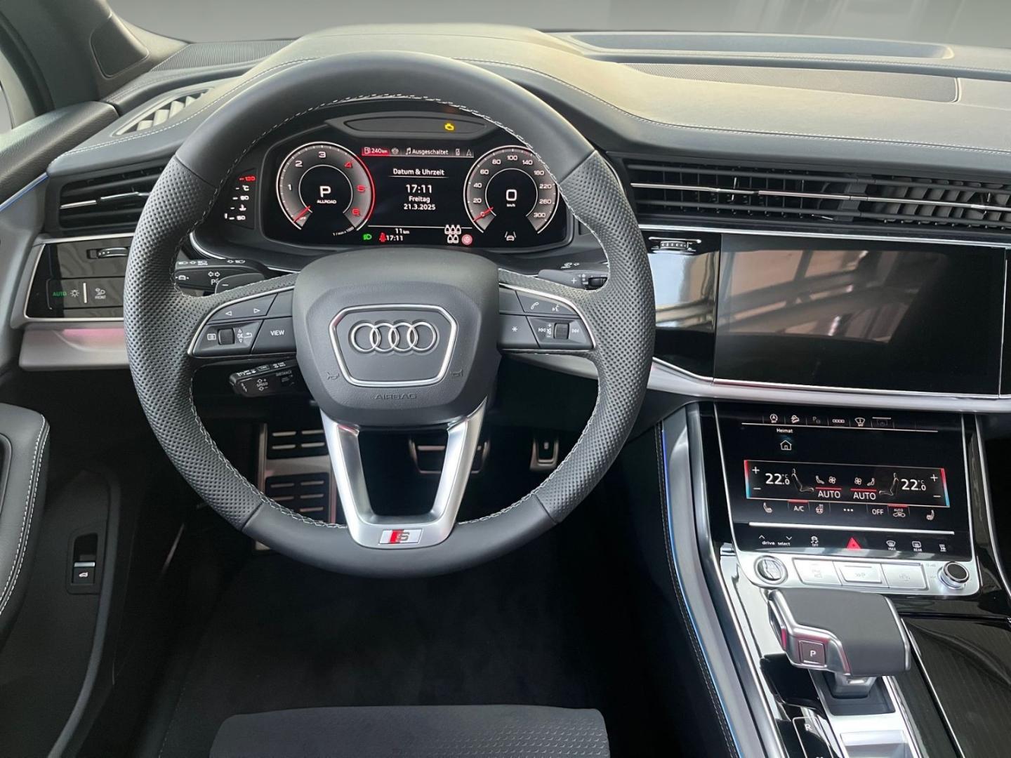 Image about Audi Q7 SUV S line 50 TDI quattro tiptronic