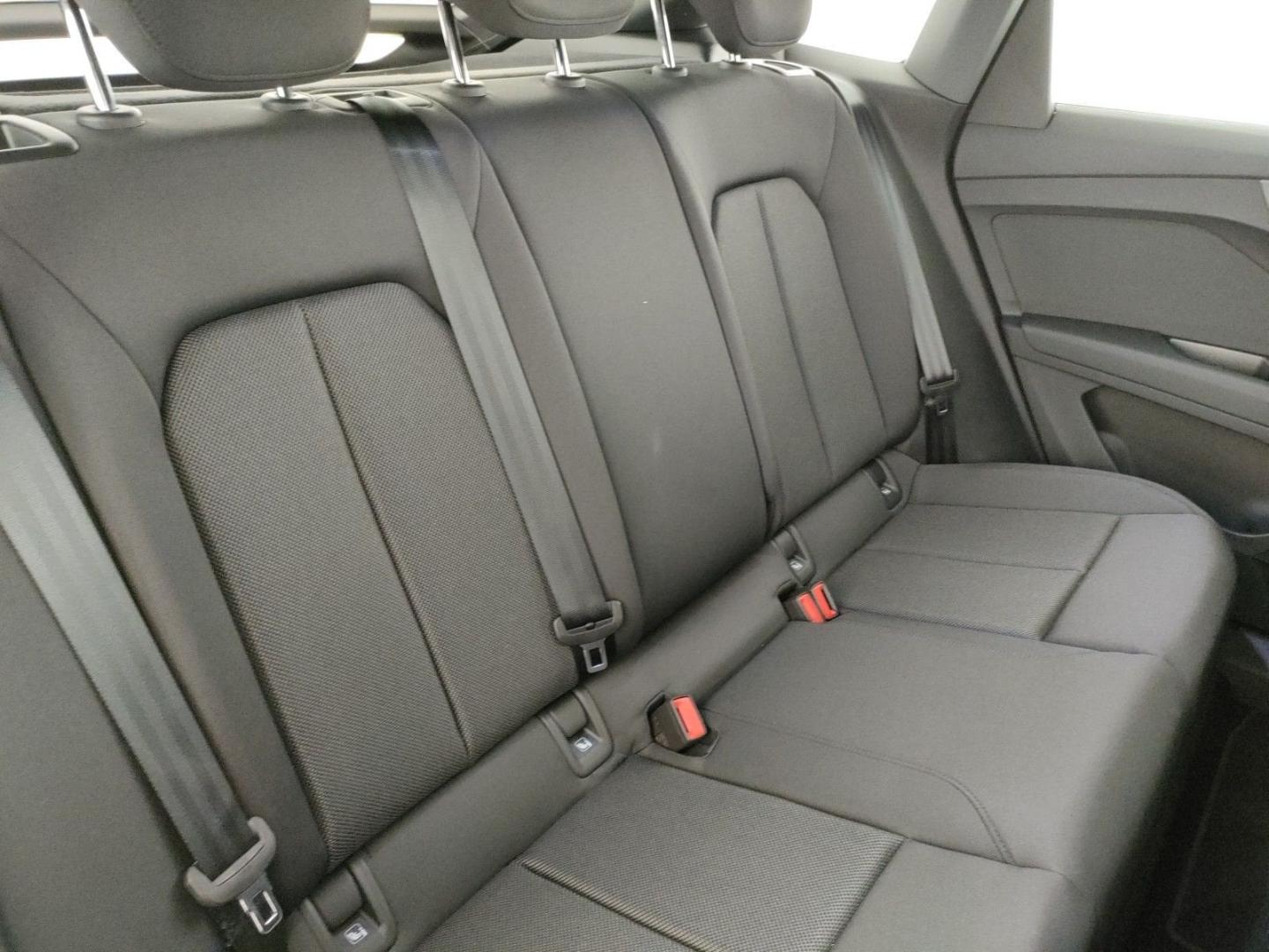 Immagine di Audi Q4 Sportback e-tron Business 45 e-tron 210,00 kW - Vista: for more details contact your dealer