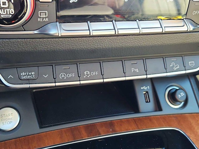 2023 Audi Q5 Premium - Photo 19