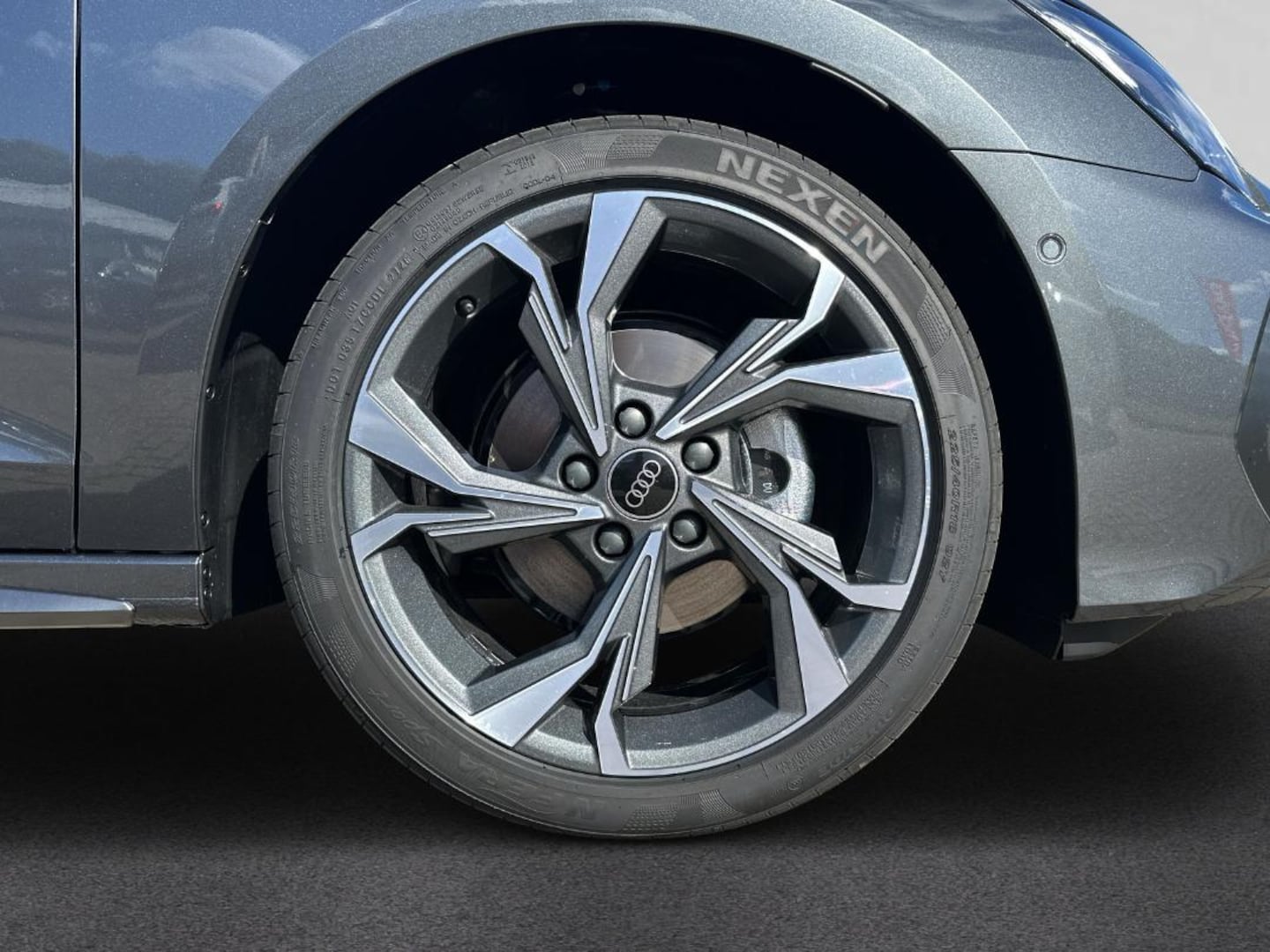 Bild über Audi A3 Limousine S line TFSI 110 kW S tronic - für weitere Informationen kontaktieren Sie den Audi Partner