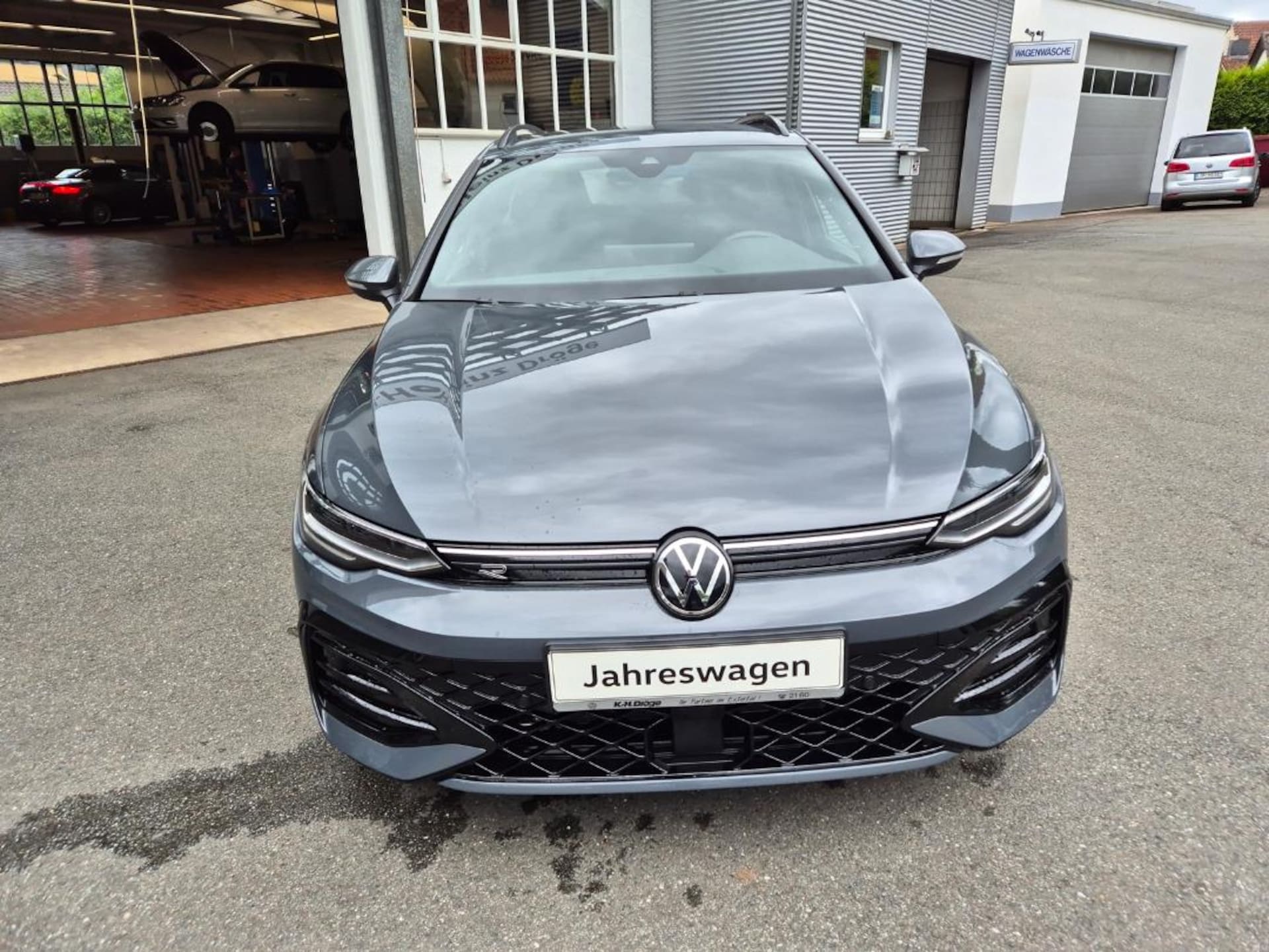 Volkswagen Golf Variant R-Line