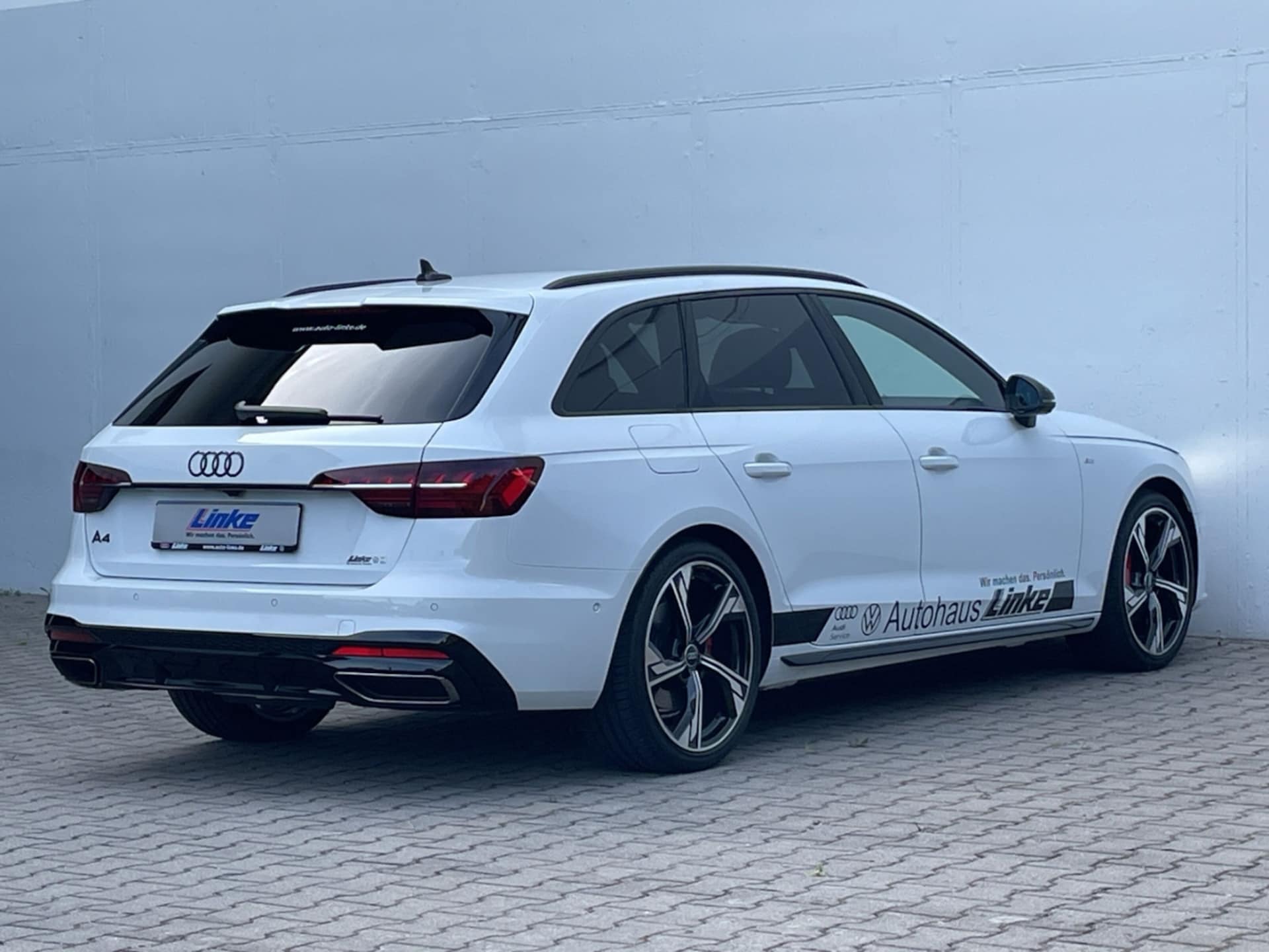 Audi A4 Avant S line