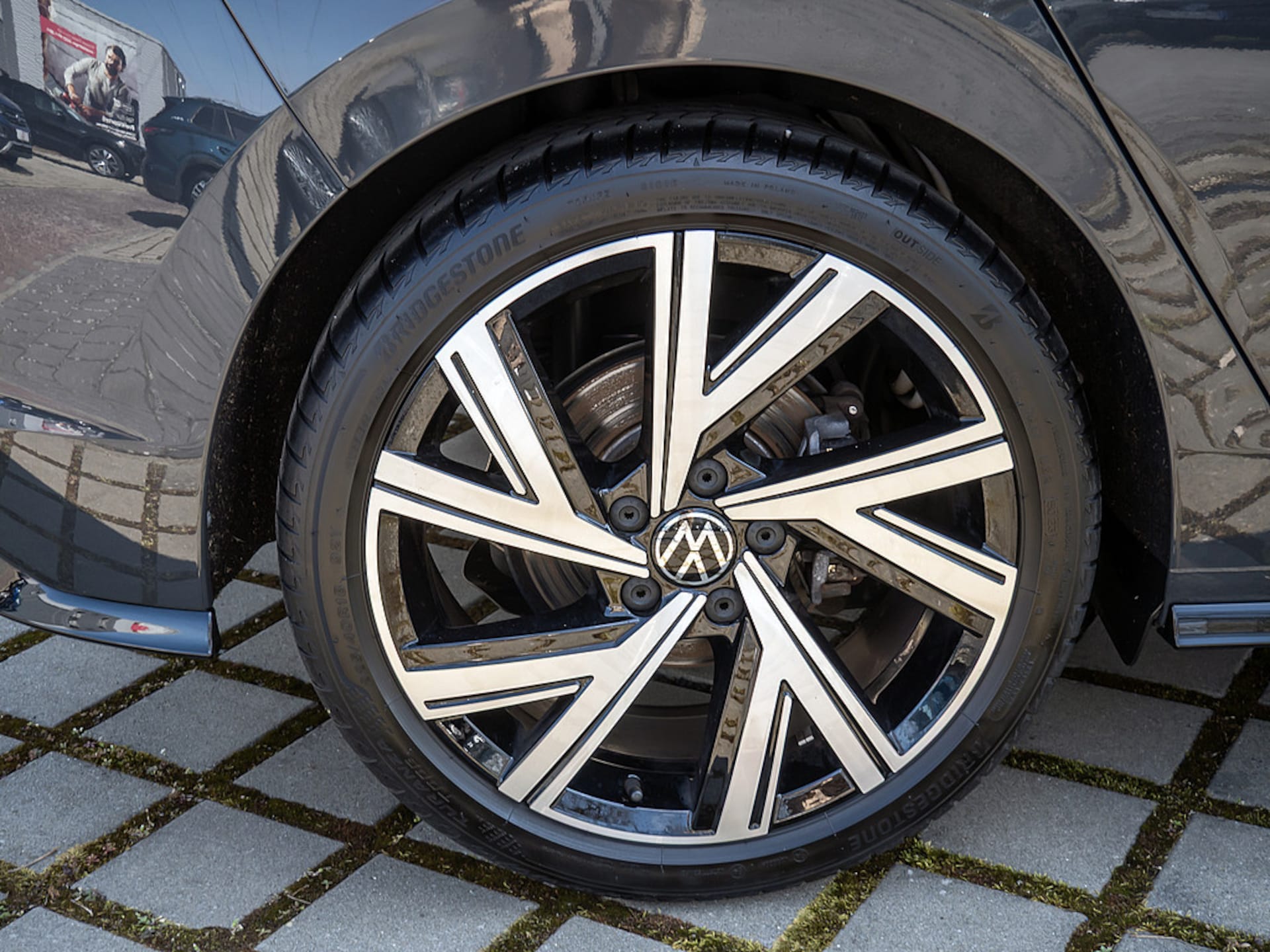 Volkswagen Golf R-Line