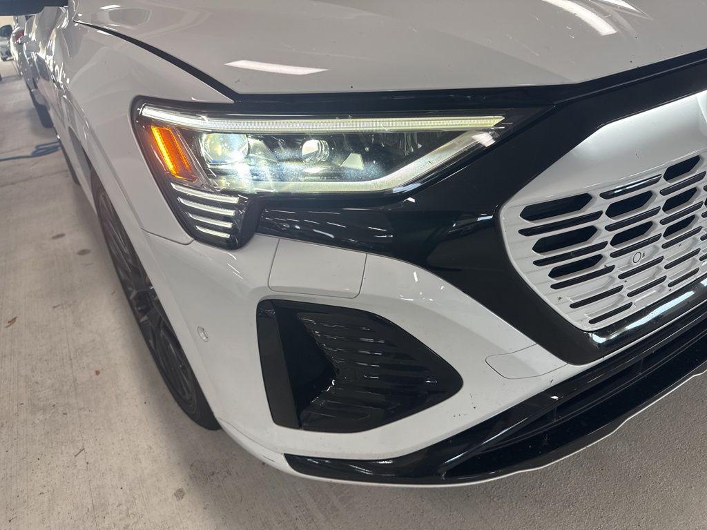 2024 Audi Q8 e-tron 55 114 kWh Prestige quattro's photo