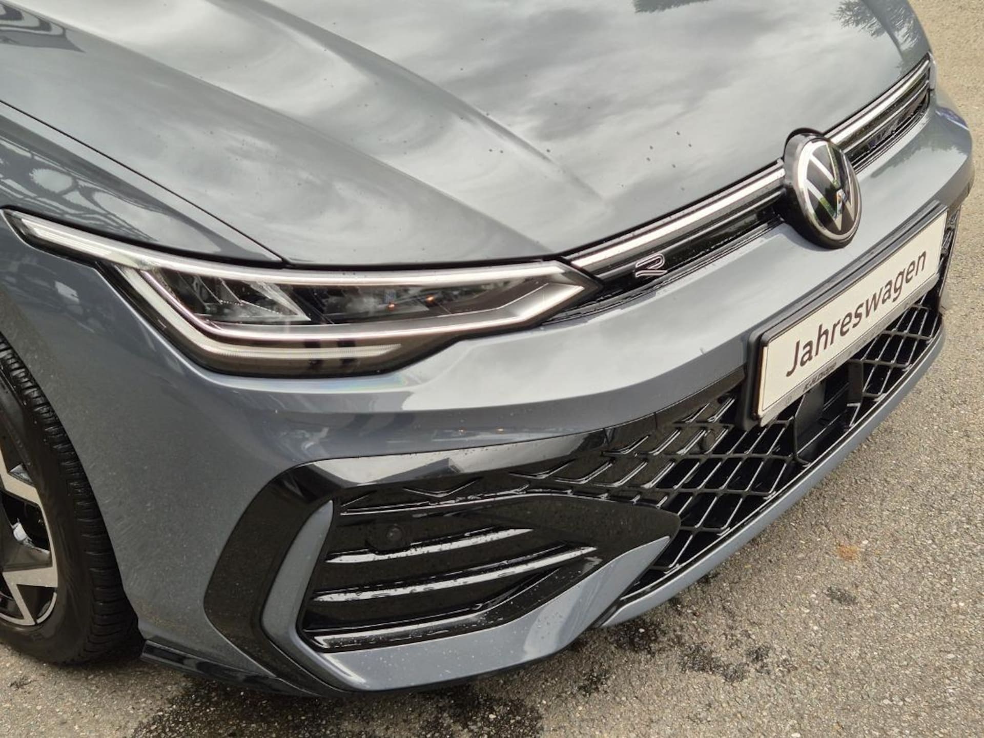 Volkswagen Golf Variant R-Line