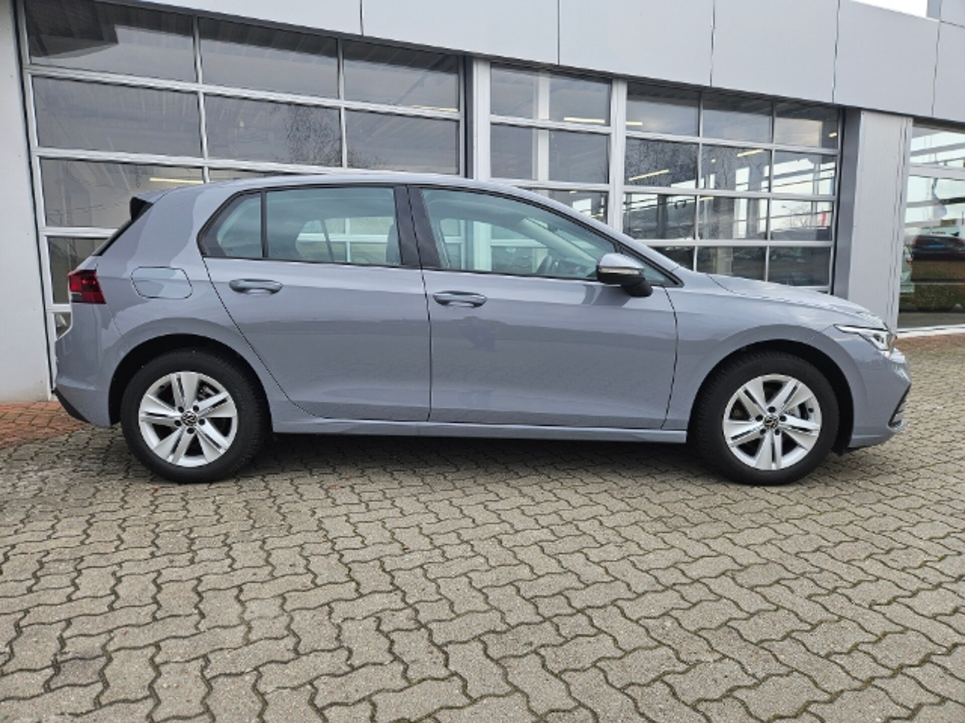 Volkswagen Golf Life