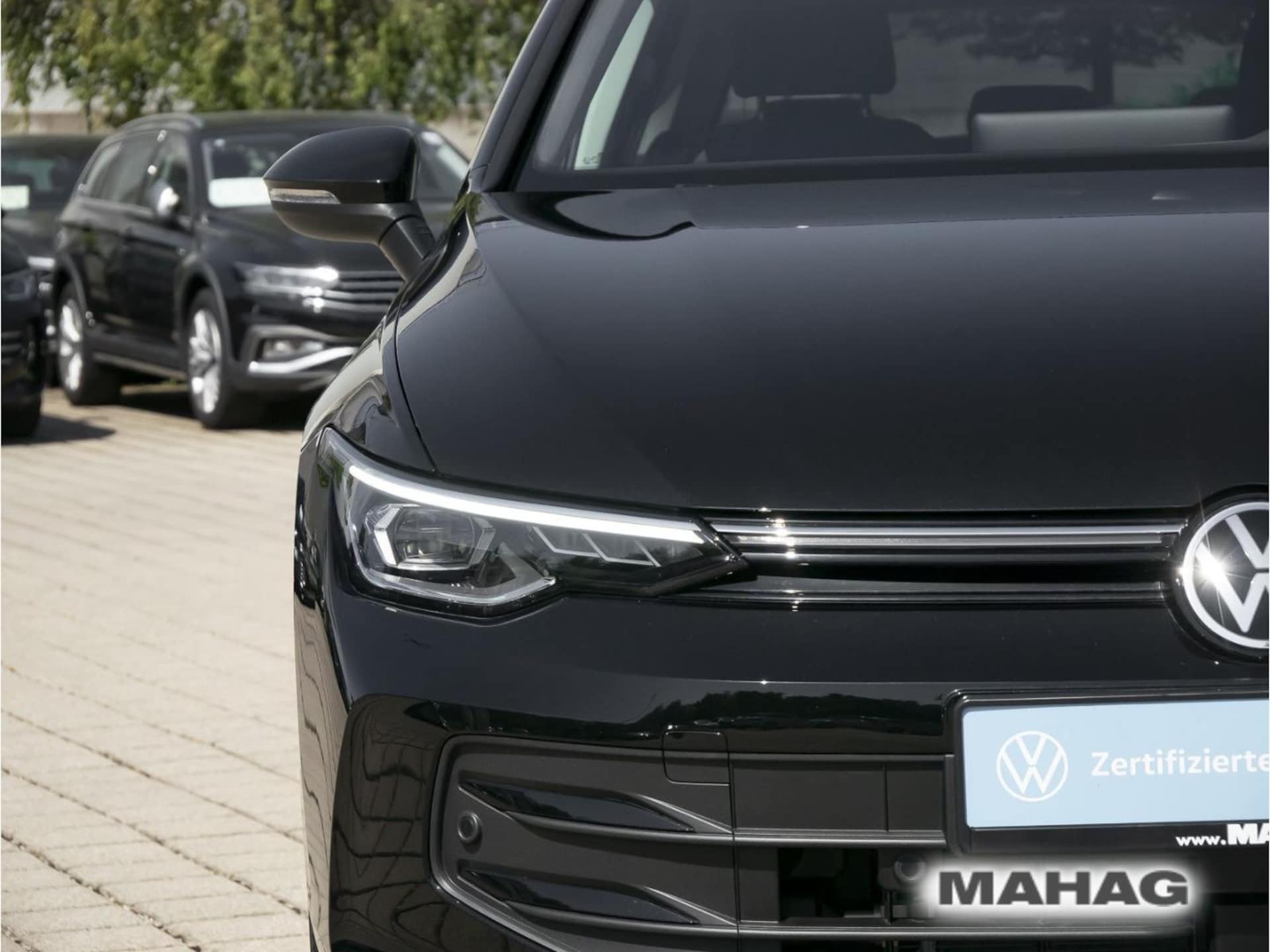 Volkswagen Golf Life