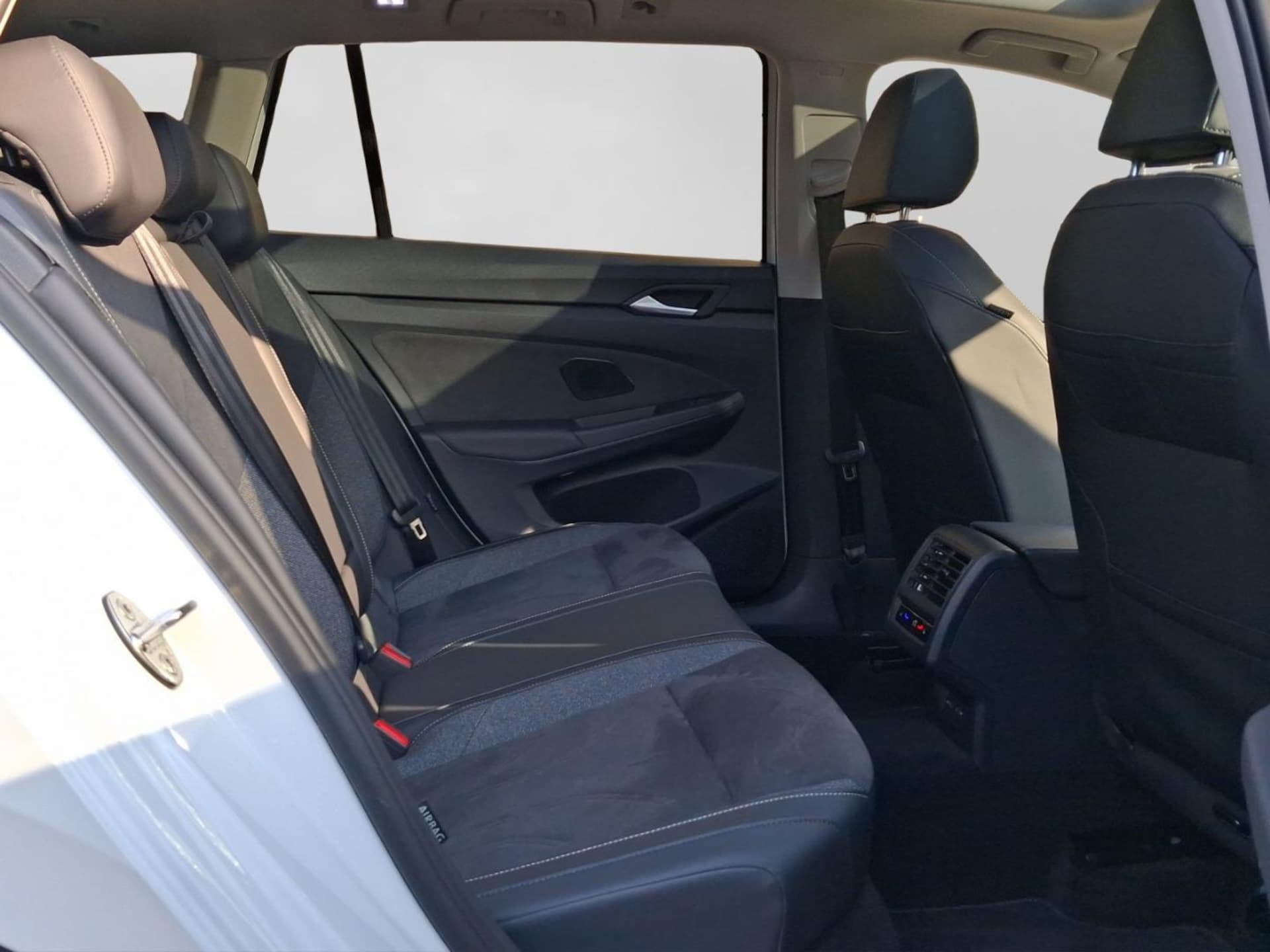 Volkswagen Golf Variant Style